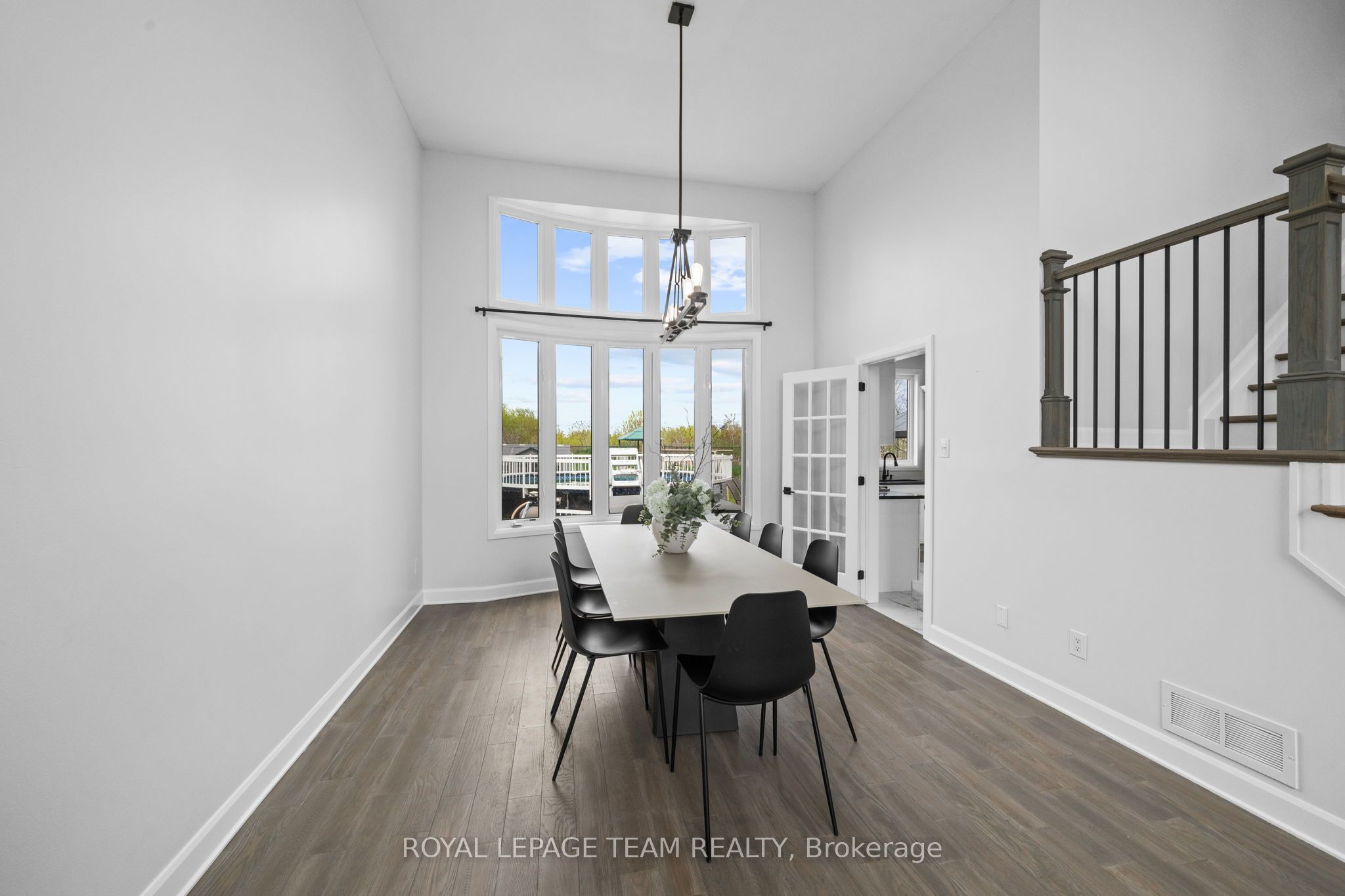 6936 Mary Anne Drive Property Photo 10