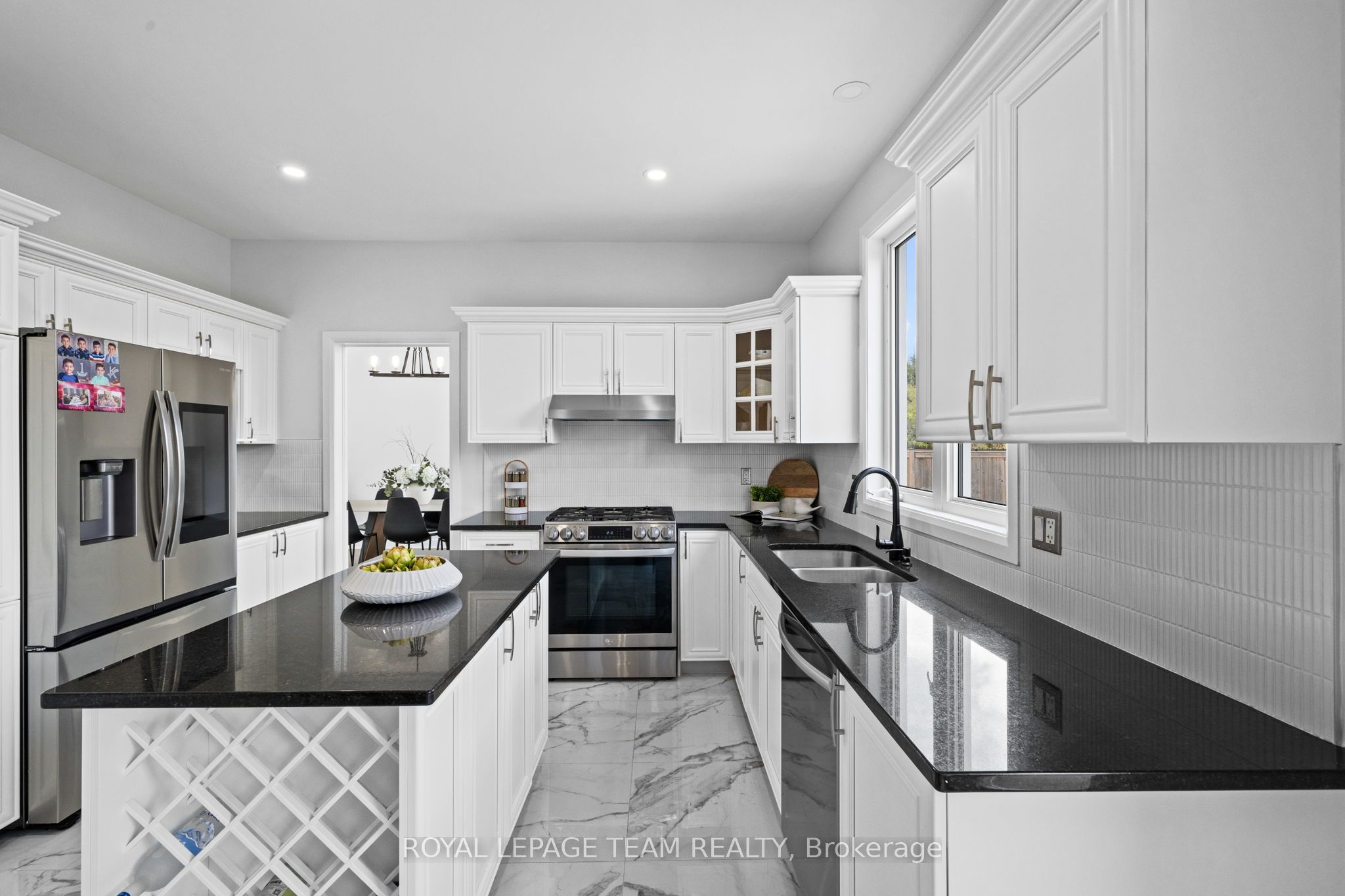 6936 Mary Anne Drive Property Photo 12