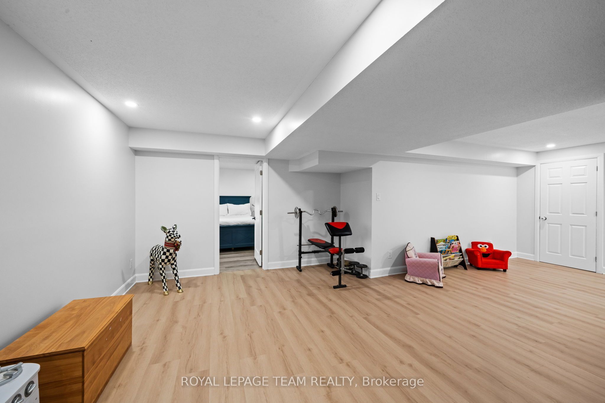 6936 Mary Anne Drive Property Photo 36