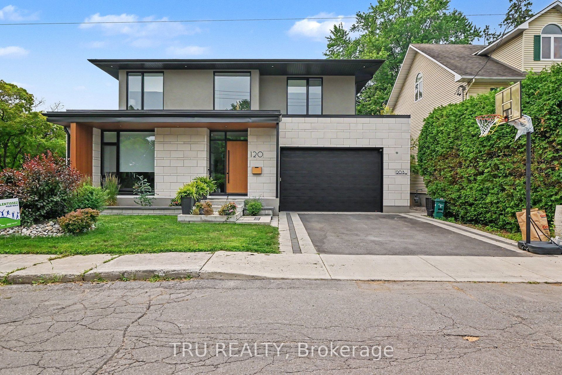 120 Glynn Avenue B Property Photo 1
