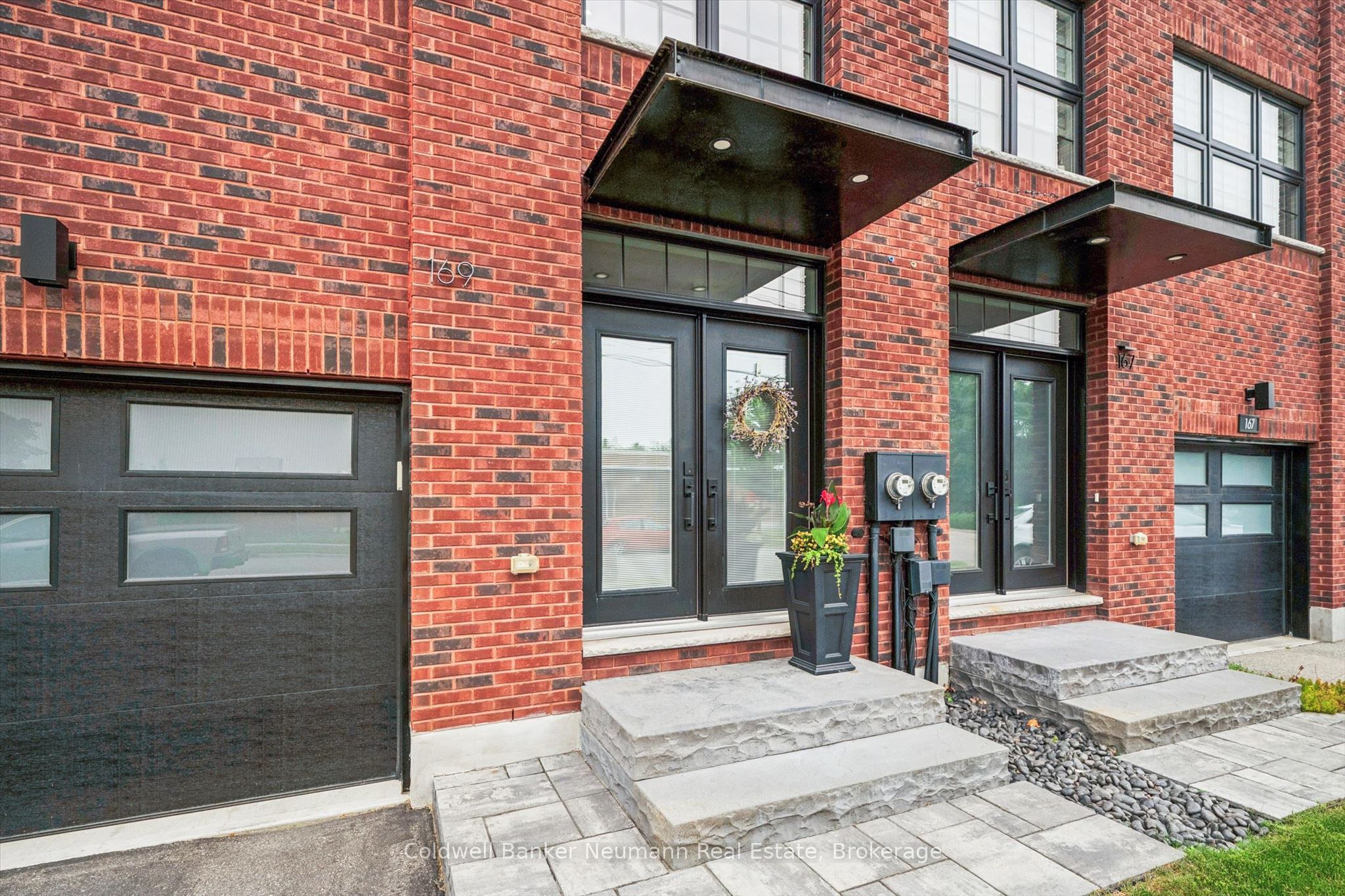 169 Morris Street Property Photo 4