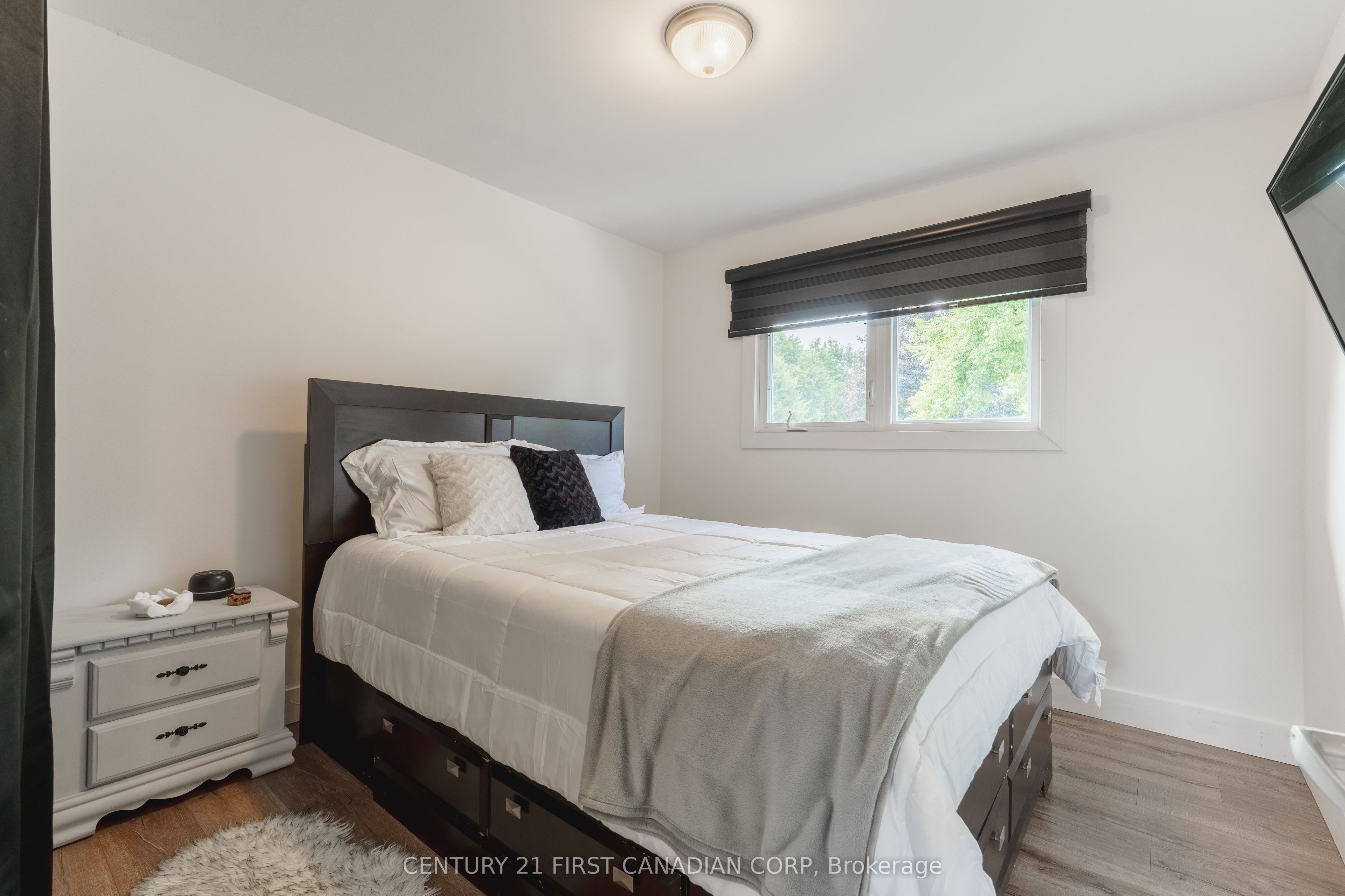 32 Mendip Crescent Property Photo 18