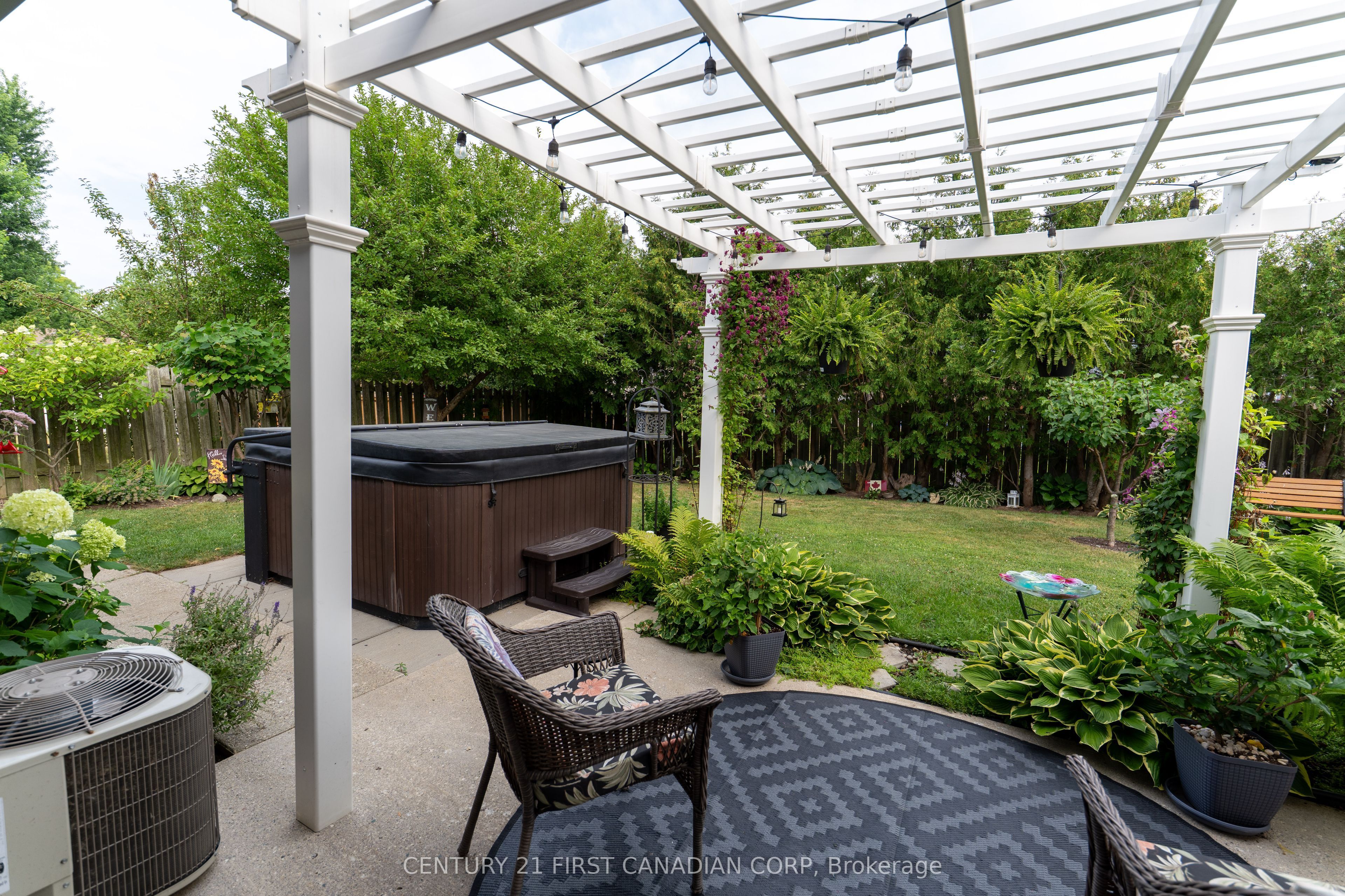 32 Mendip Crescent Property Photo 33