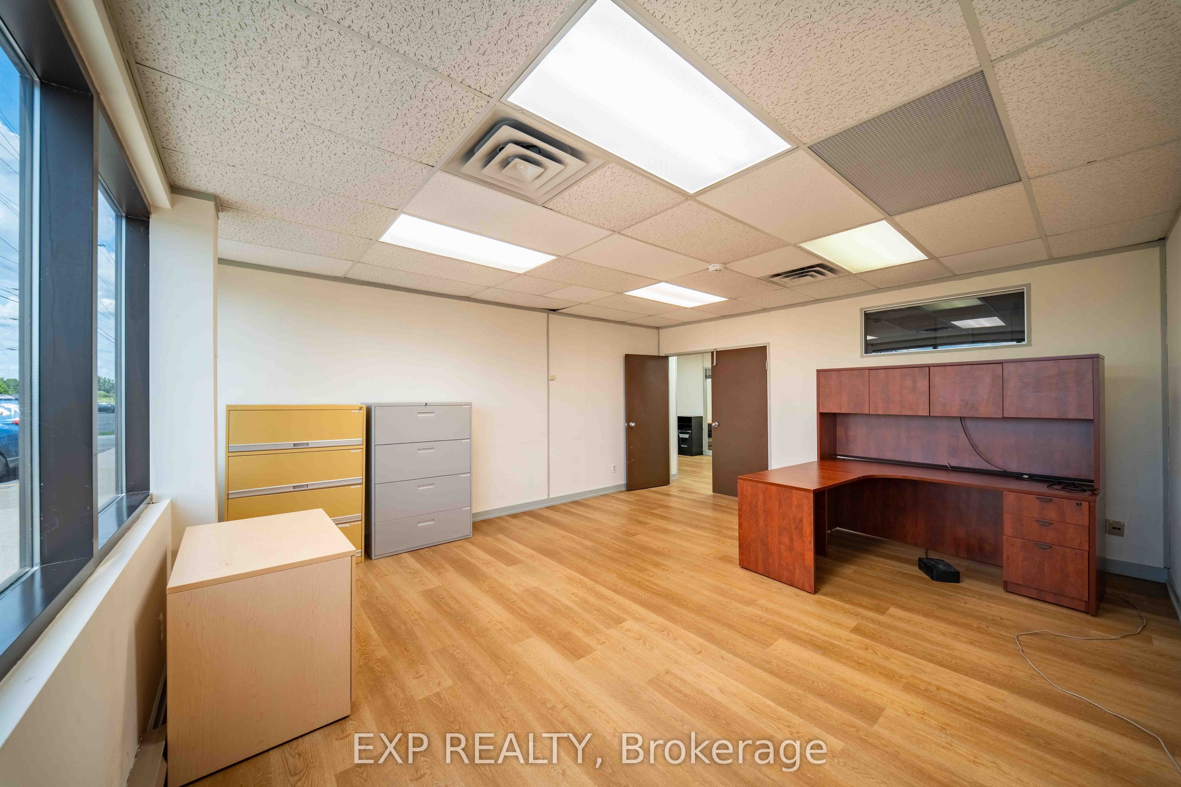 28 Concourse Gate 104 Property Photo 5