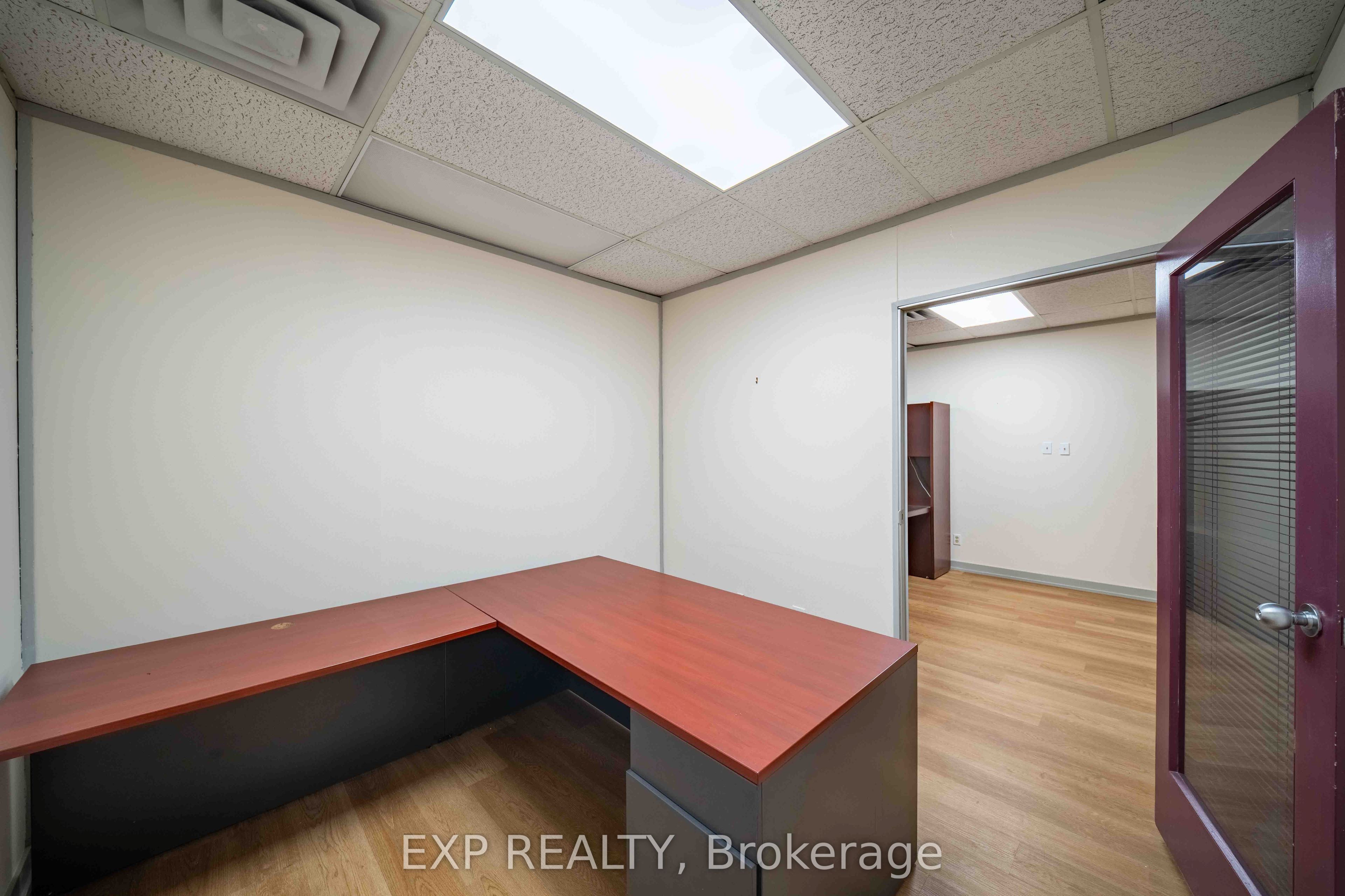 28 Concourse Gate 104 Property Photo 10