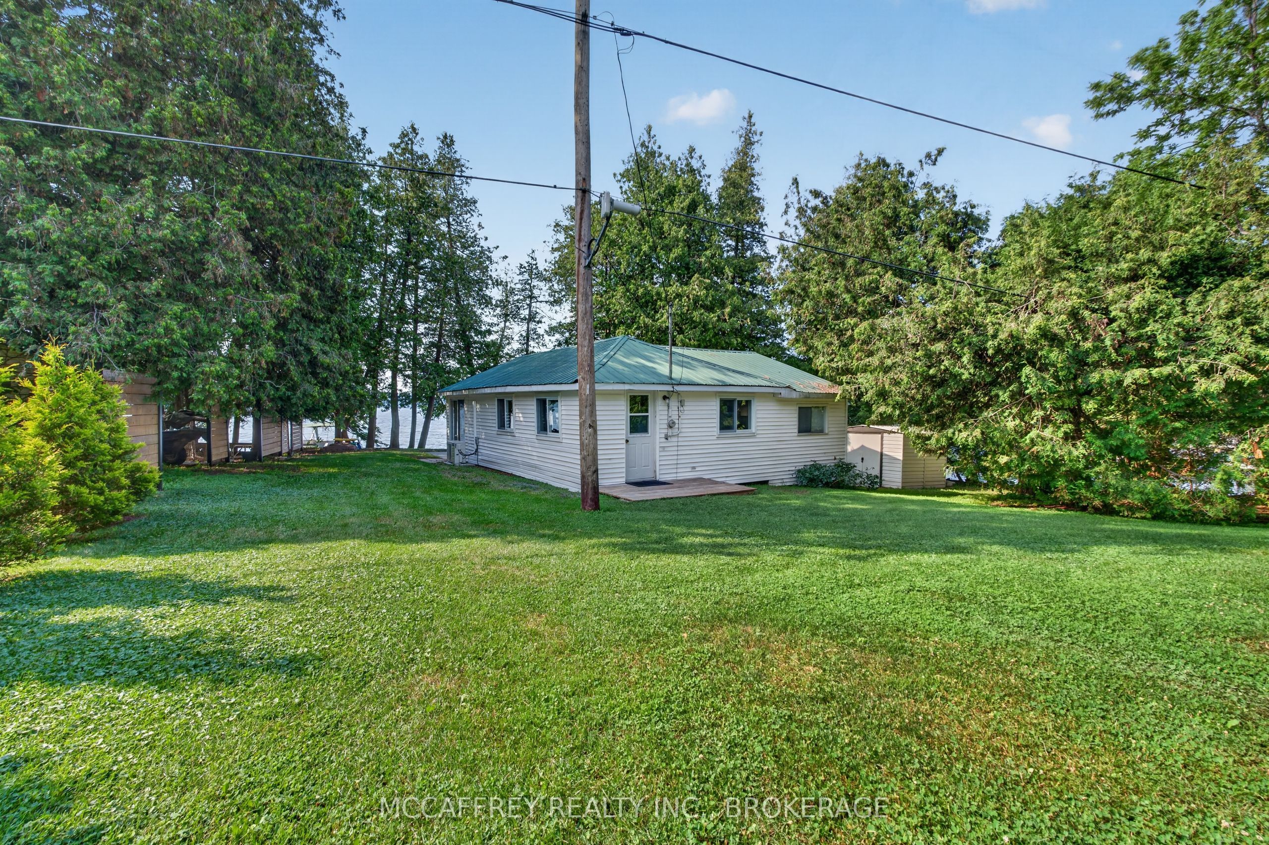 96 Islandview Lane Property Photo 45