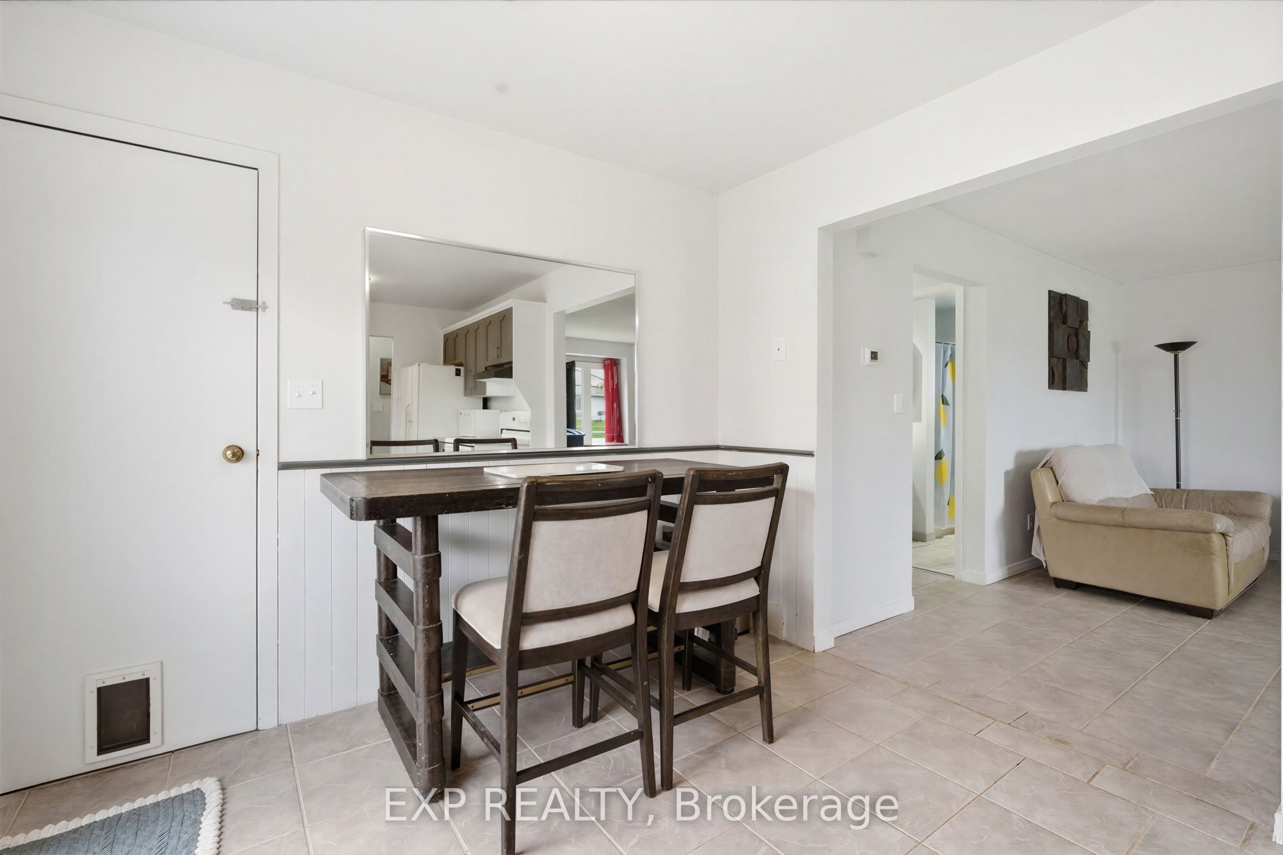 8 Abbott Lane Property Photo 17