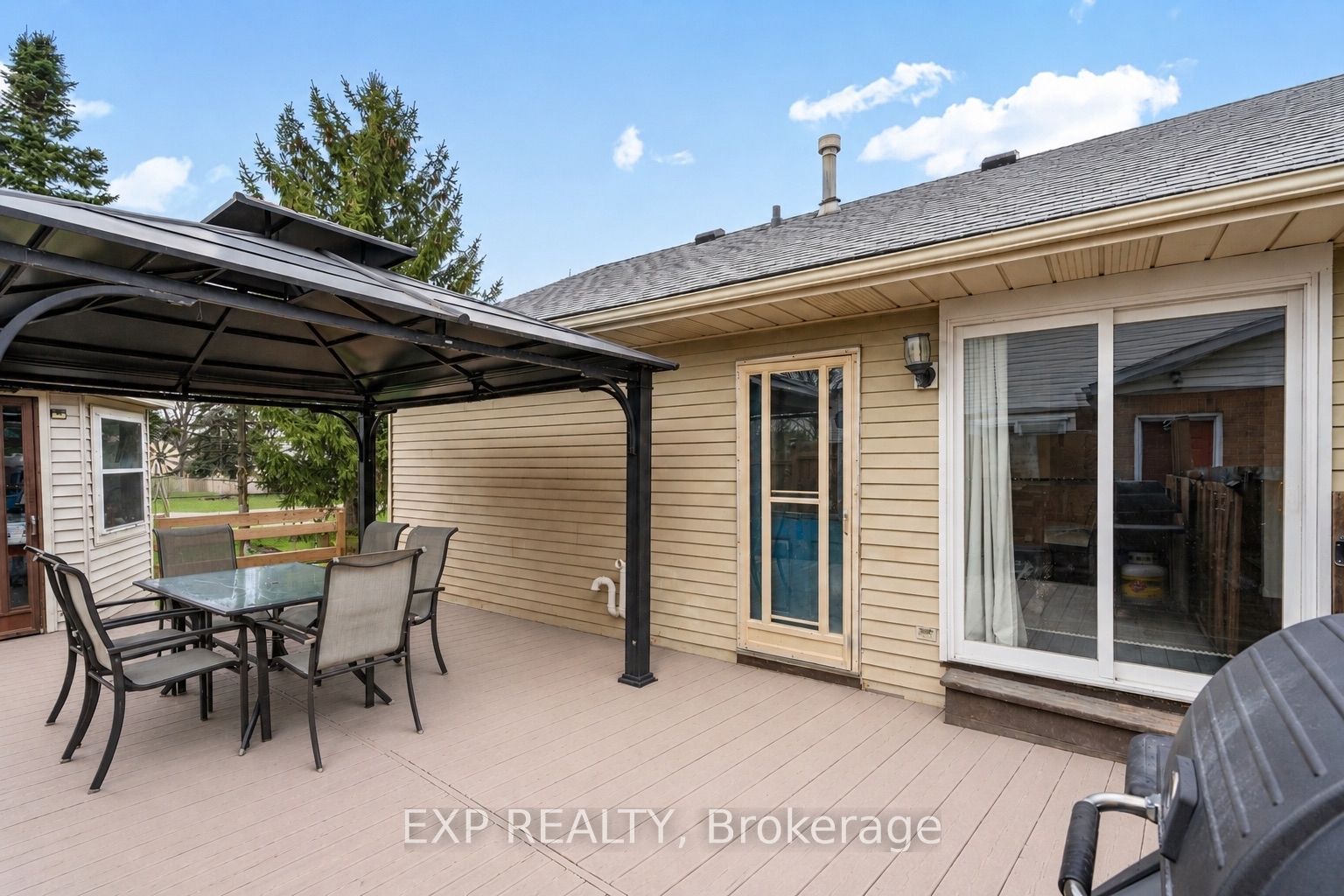 8 Abbott Lane Property Photo 29