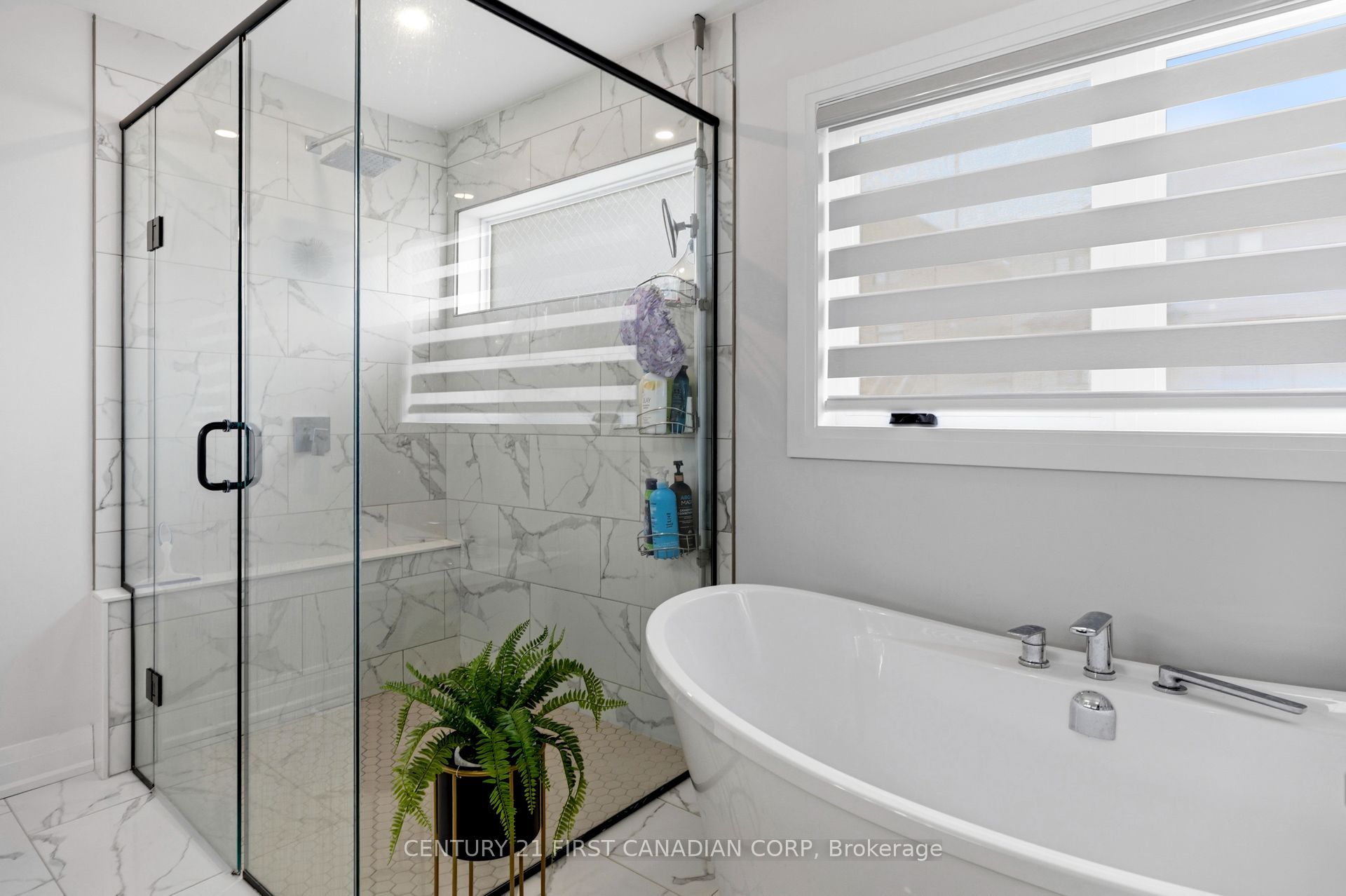 1909 Boardwalk Way Property Photo 27
