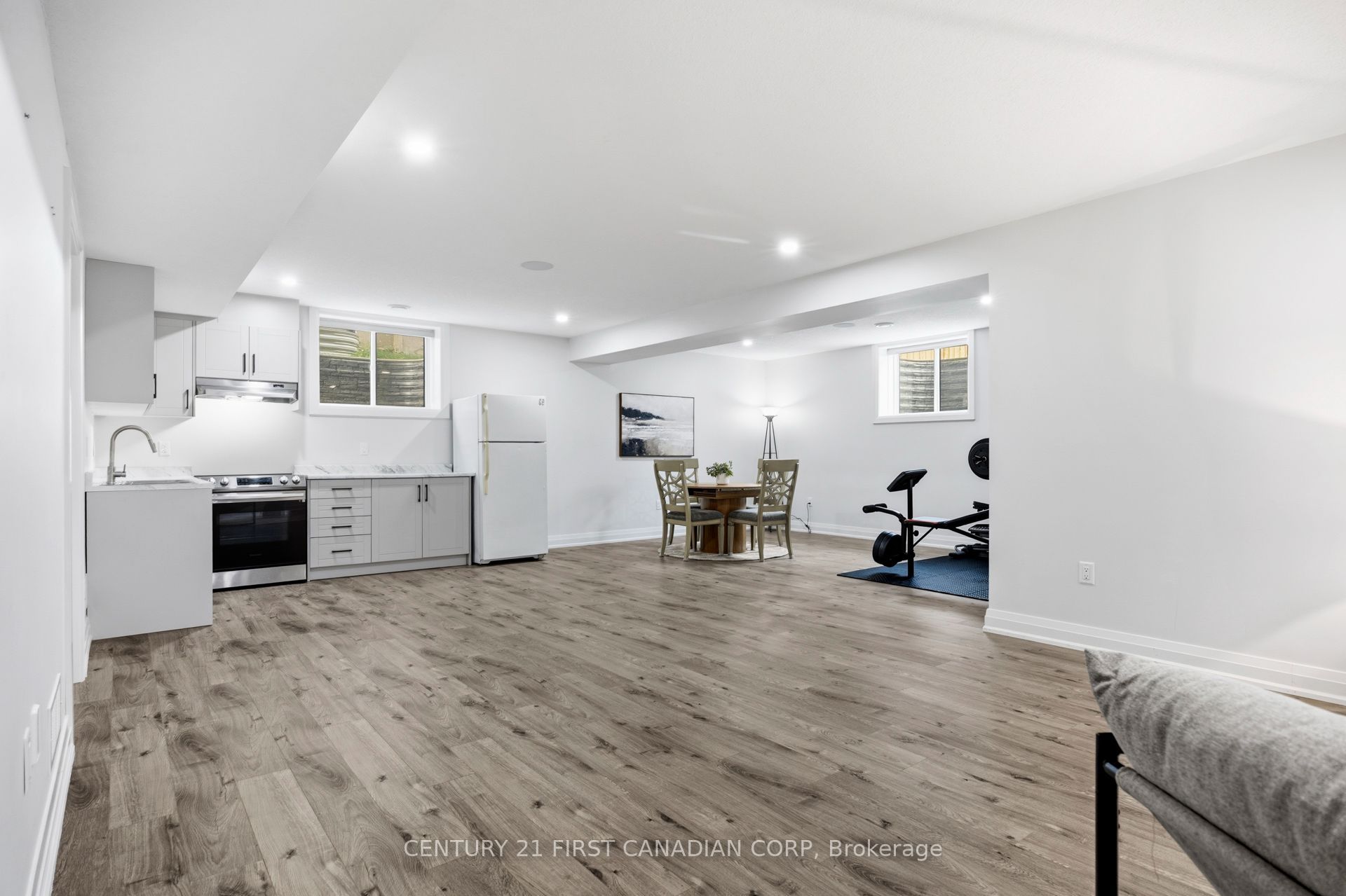 1909 Boardwalk Way Property Photo 36