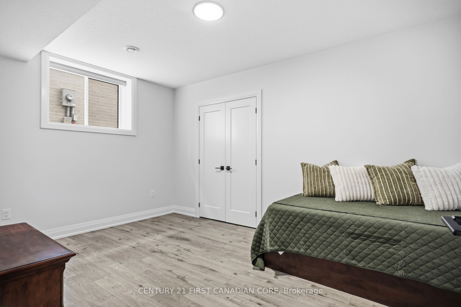 1909 Boardwalk Way Property Photo 41