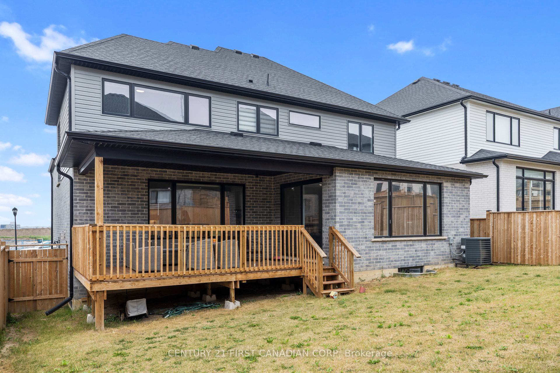 1909 Boardwalk Way Property Photo 43