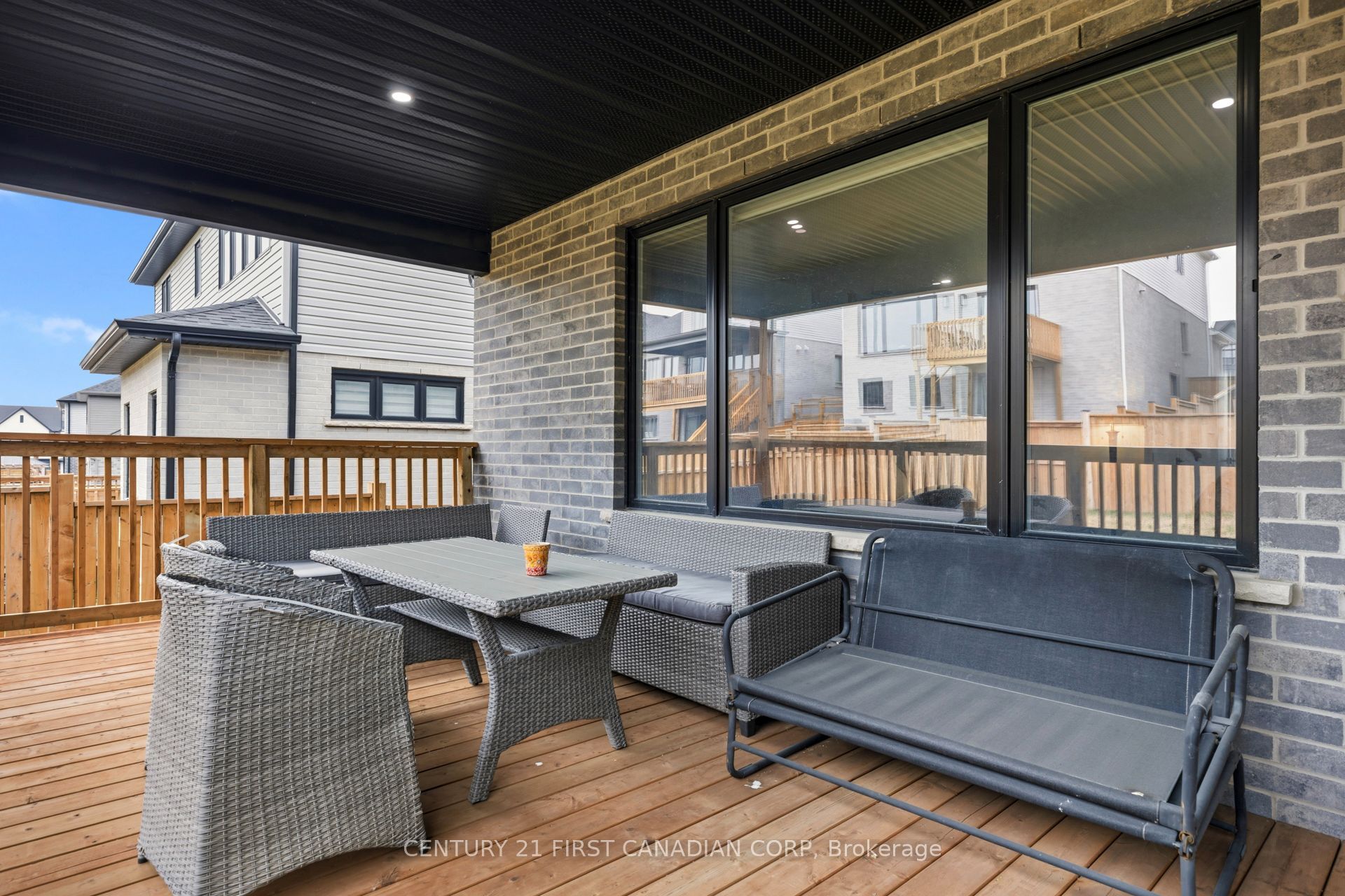 1909 Boardwalk Way Property Photo 44