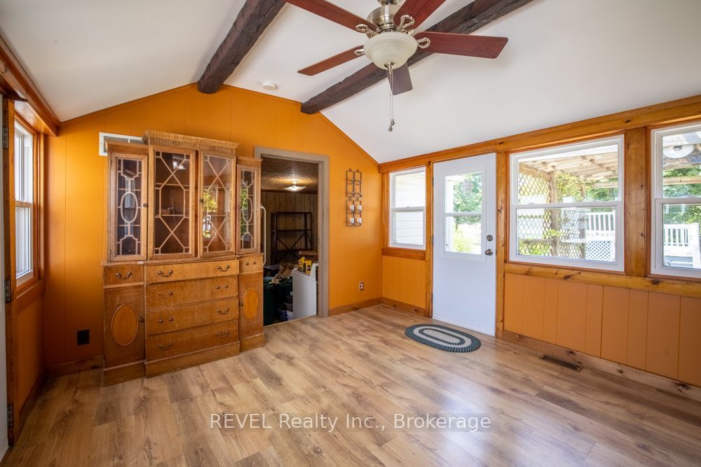 247 Nicolas Road Property Photo 6