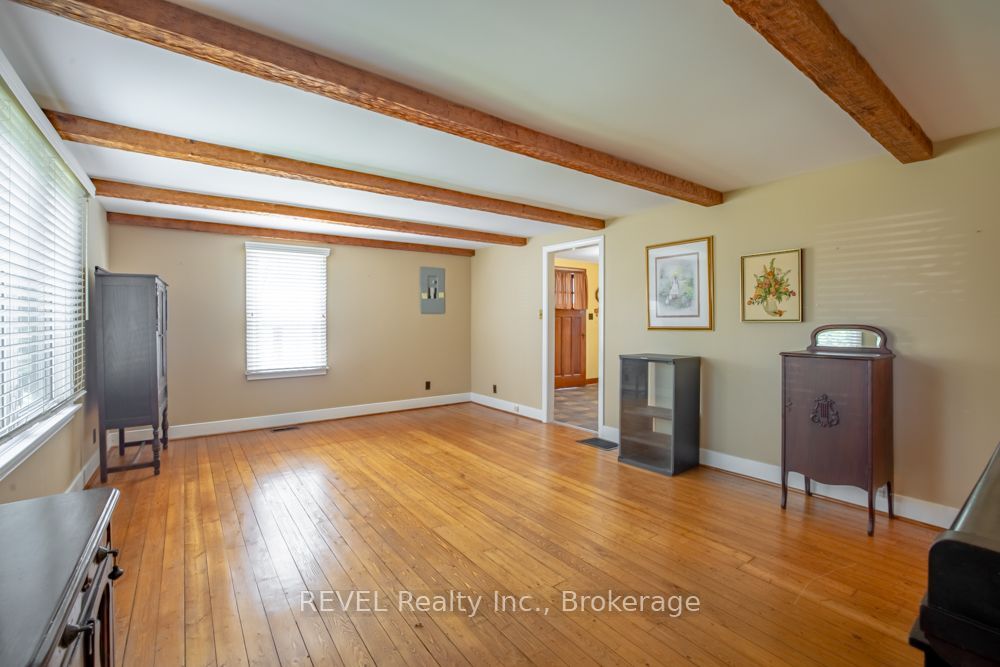 247 Nicolas Road Property Photo 12