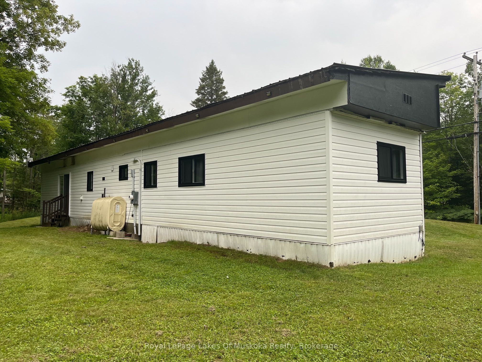 7 Nelson Clelland Road N Property Photo 3