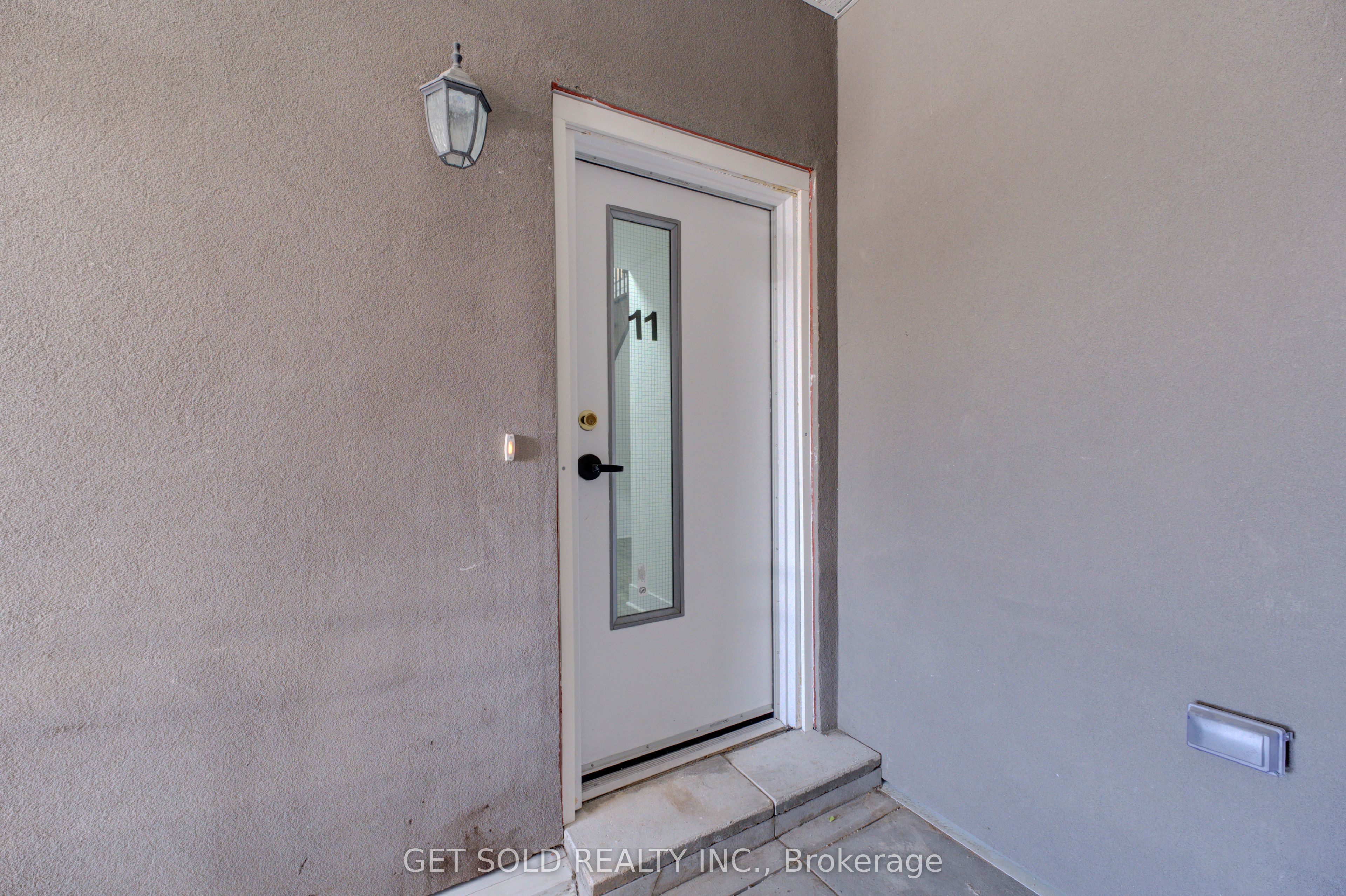 6701 Thorold Stone Road 11 Property Photo 2