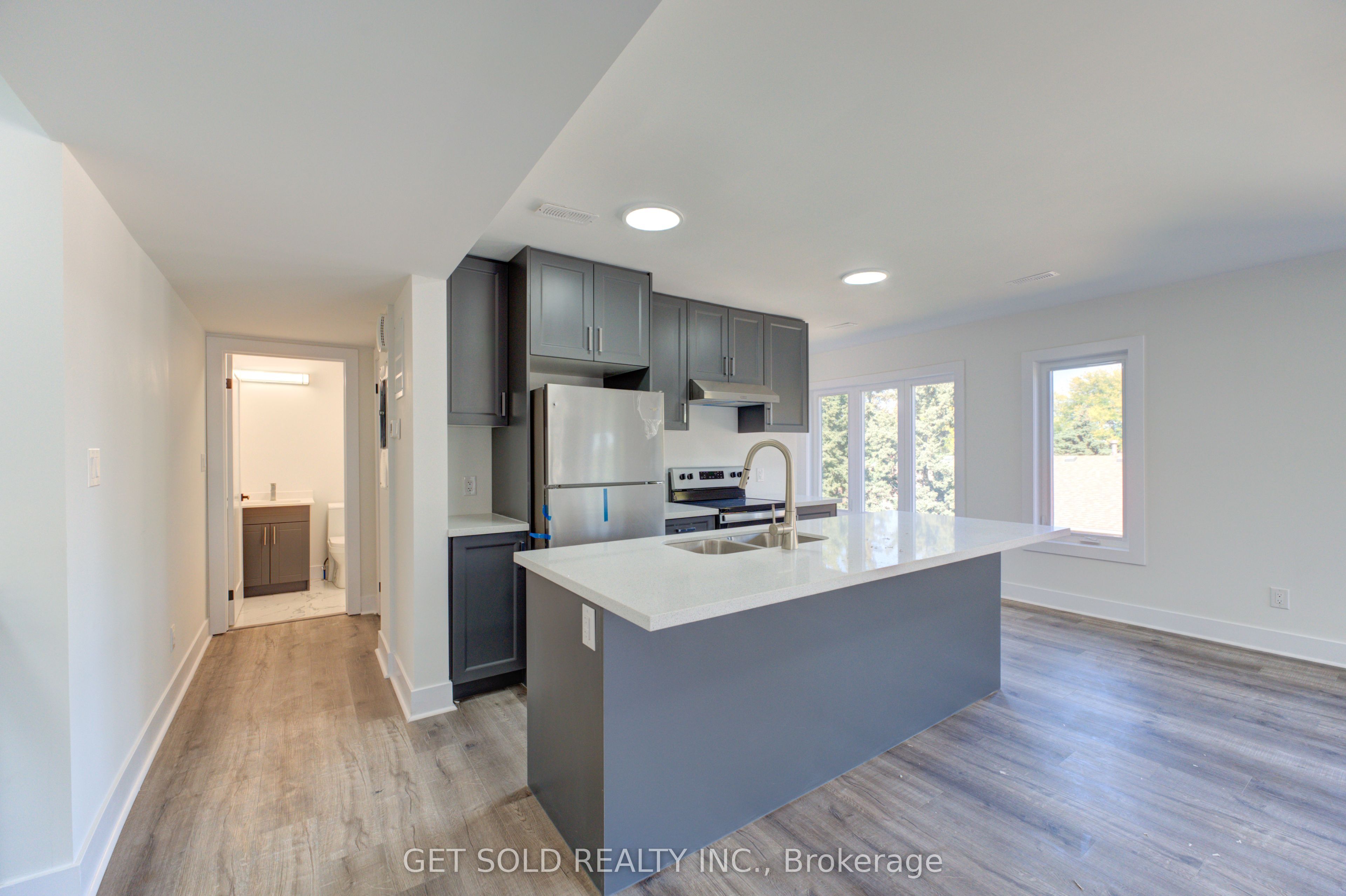 6701 Thorold Stone Road 11 Property Photo 8