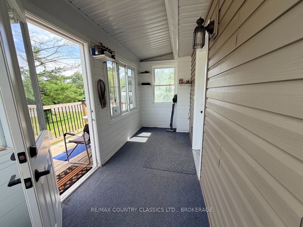 10131 Highway 41 Property Photo 3