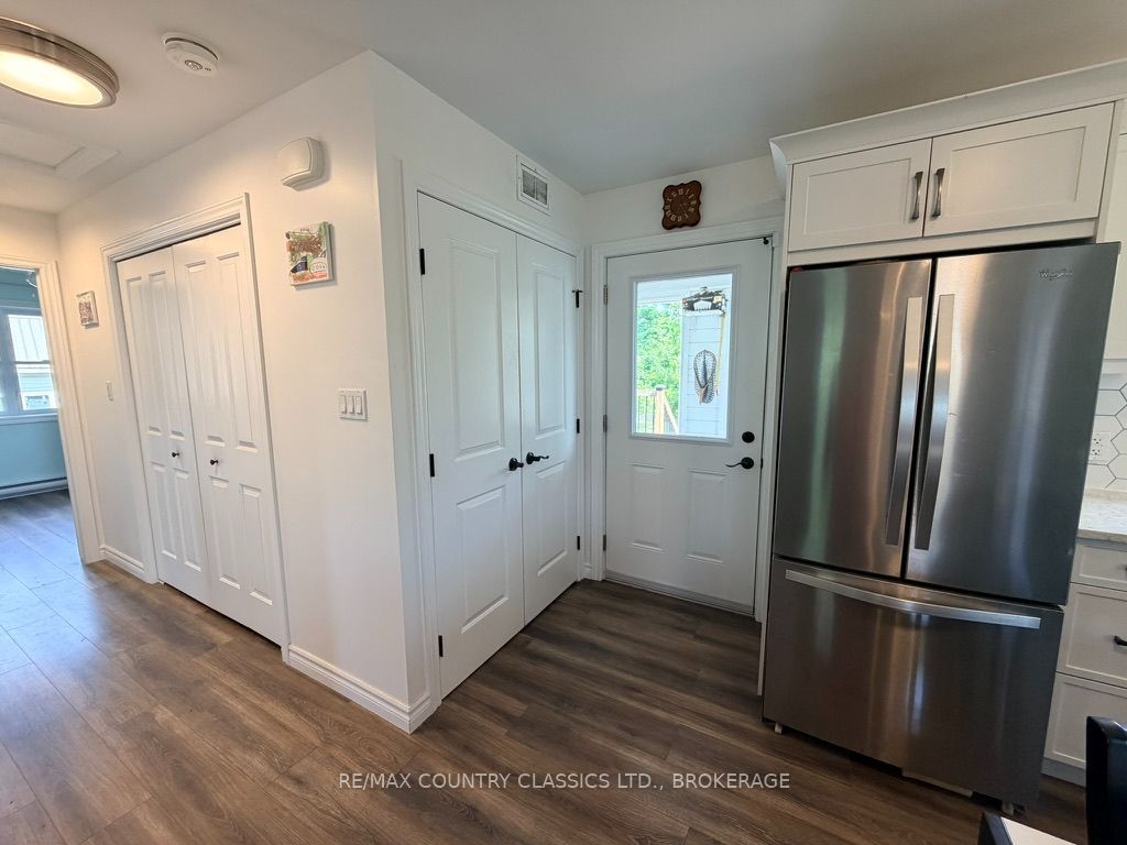 10131 Highway 41 Property Photo 4