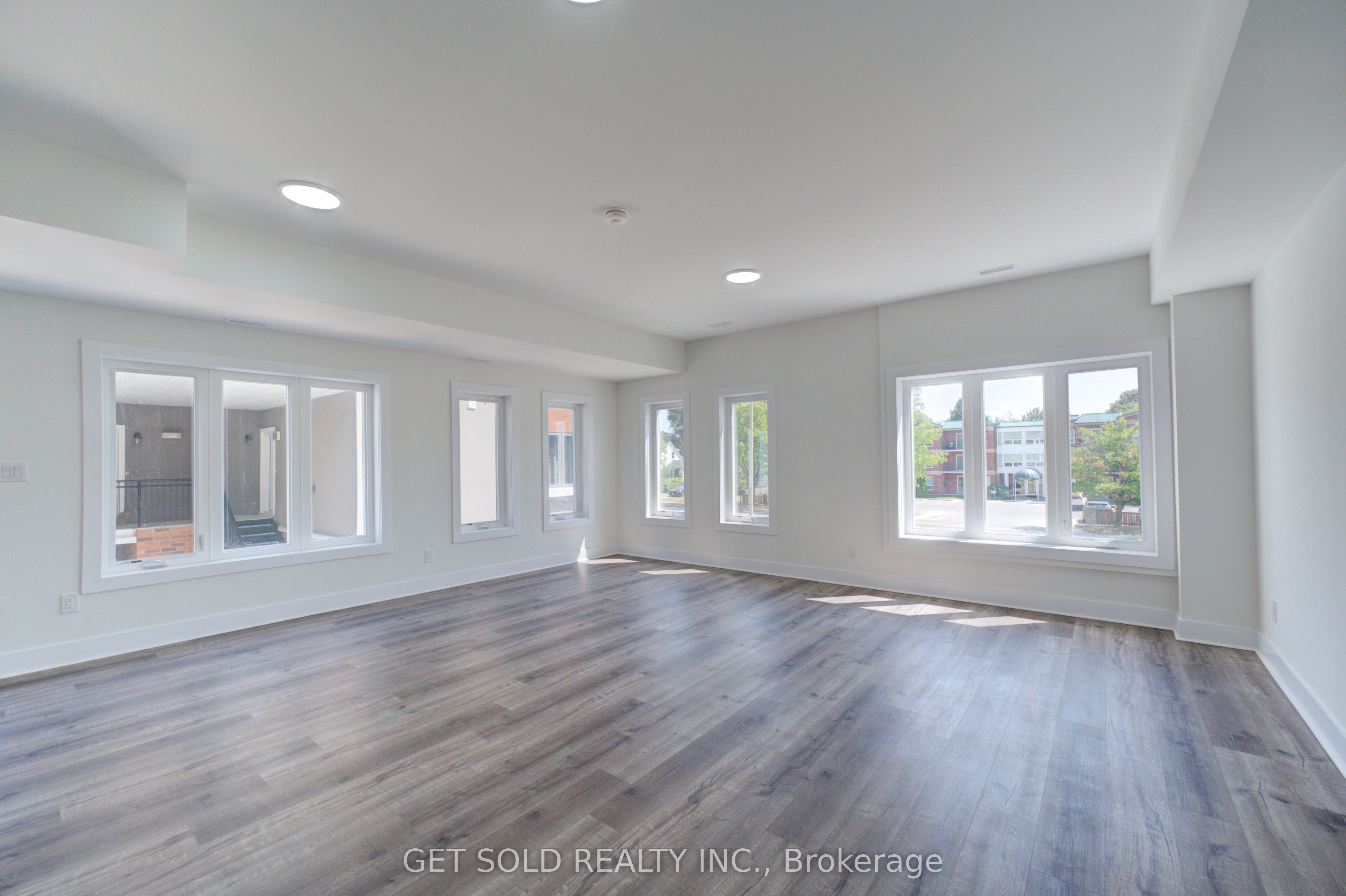 6701 Thorold Stone Road 13 Property Photo 10