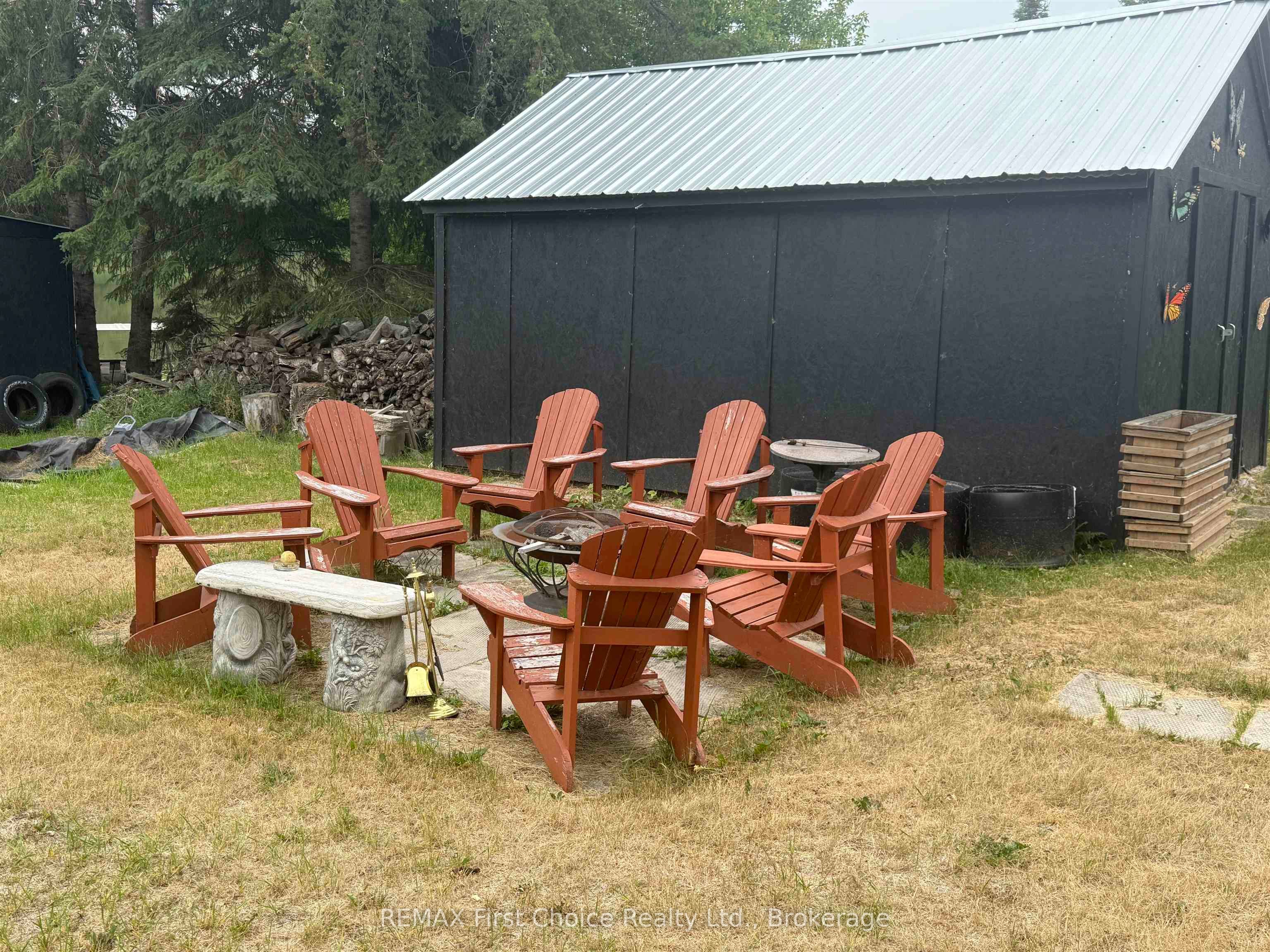 195 West River Road Property Photo 5