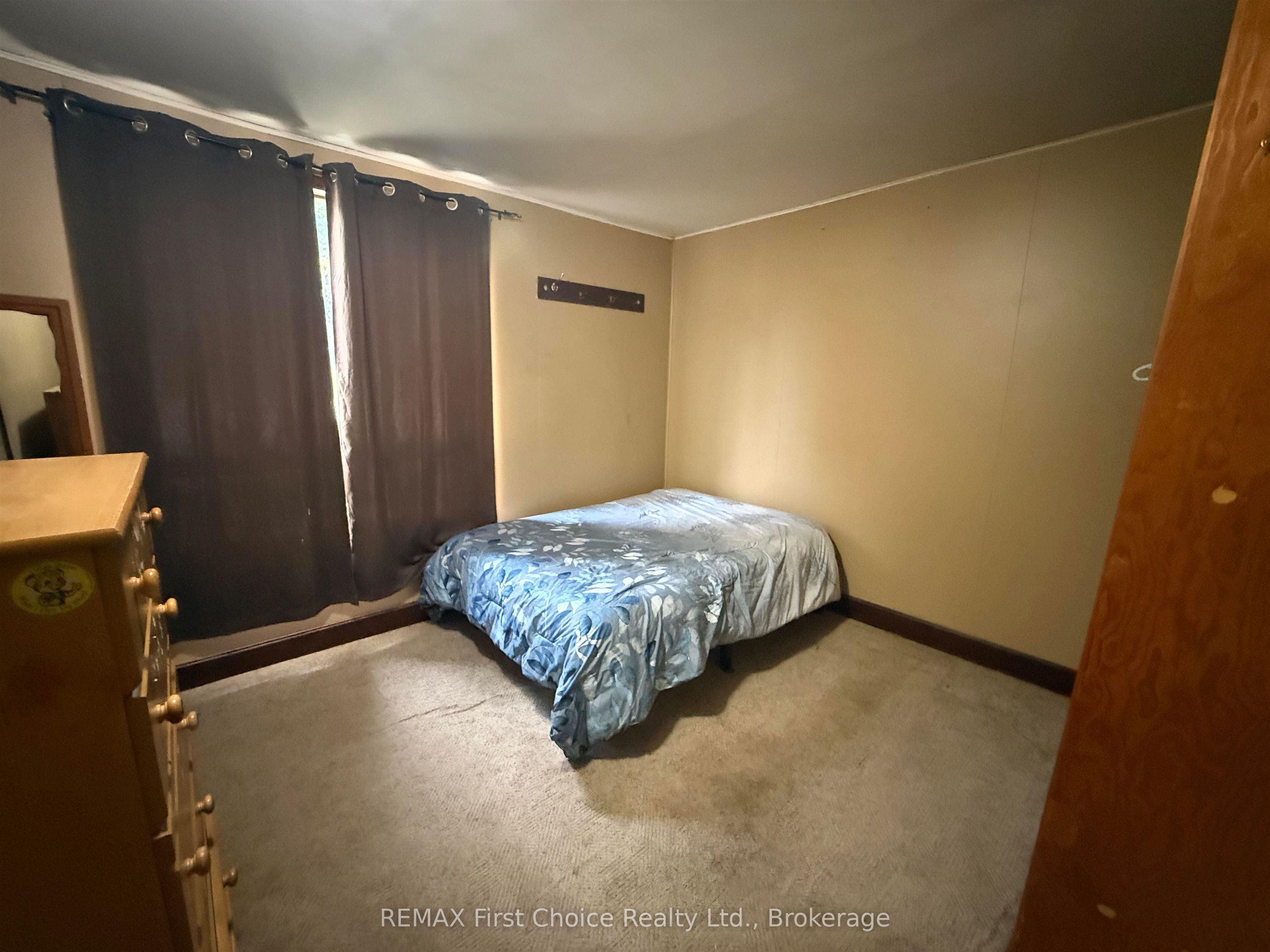 195 West River Road Property Photo 12
