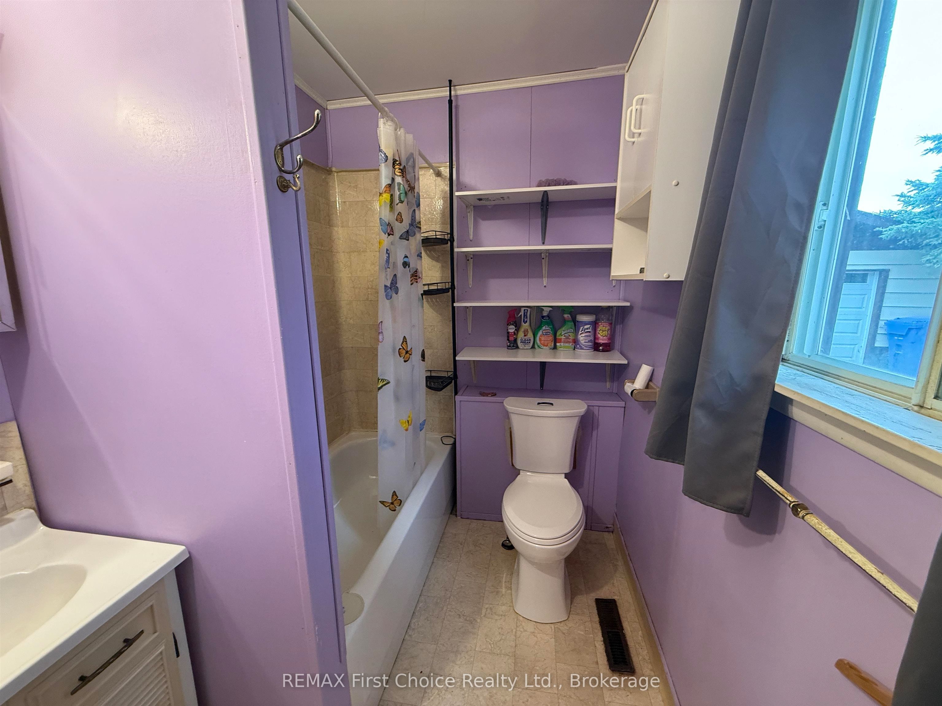 195 West River Road Property Photo 13