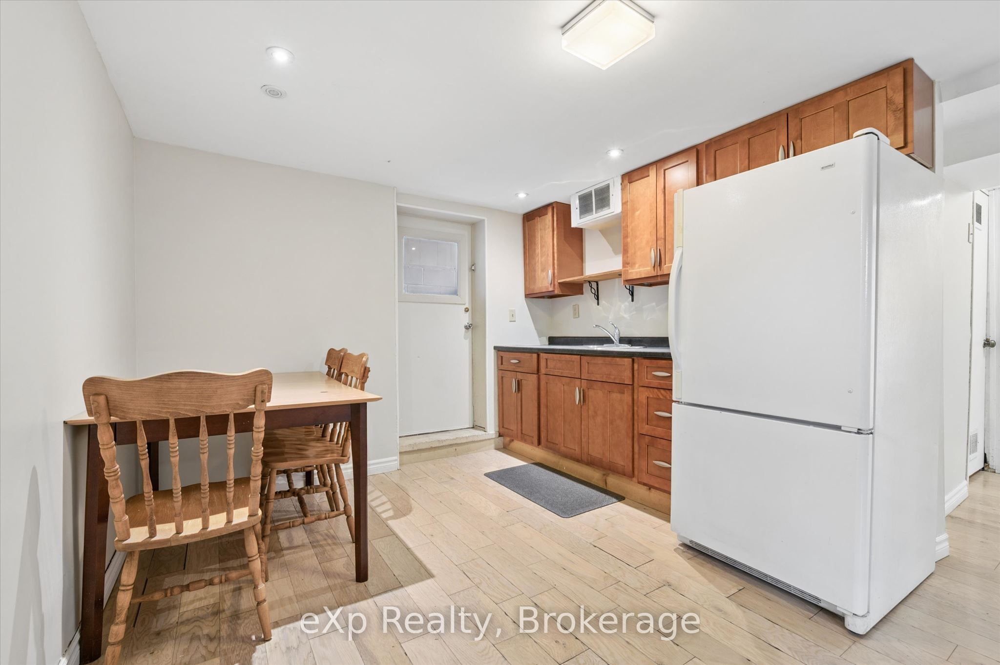 79 Dumbarton Street Property Photo 26