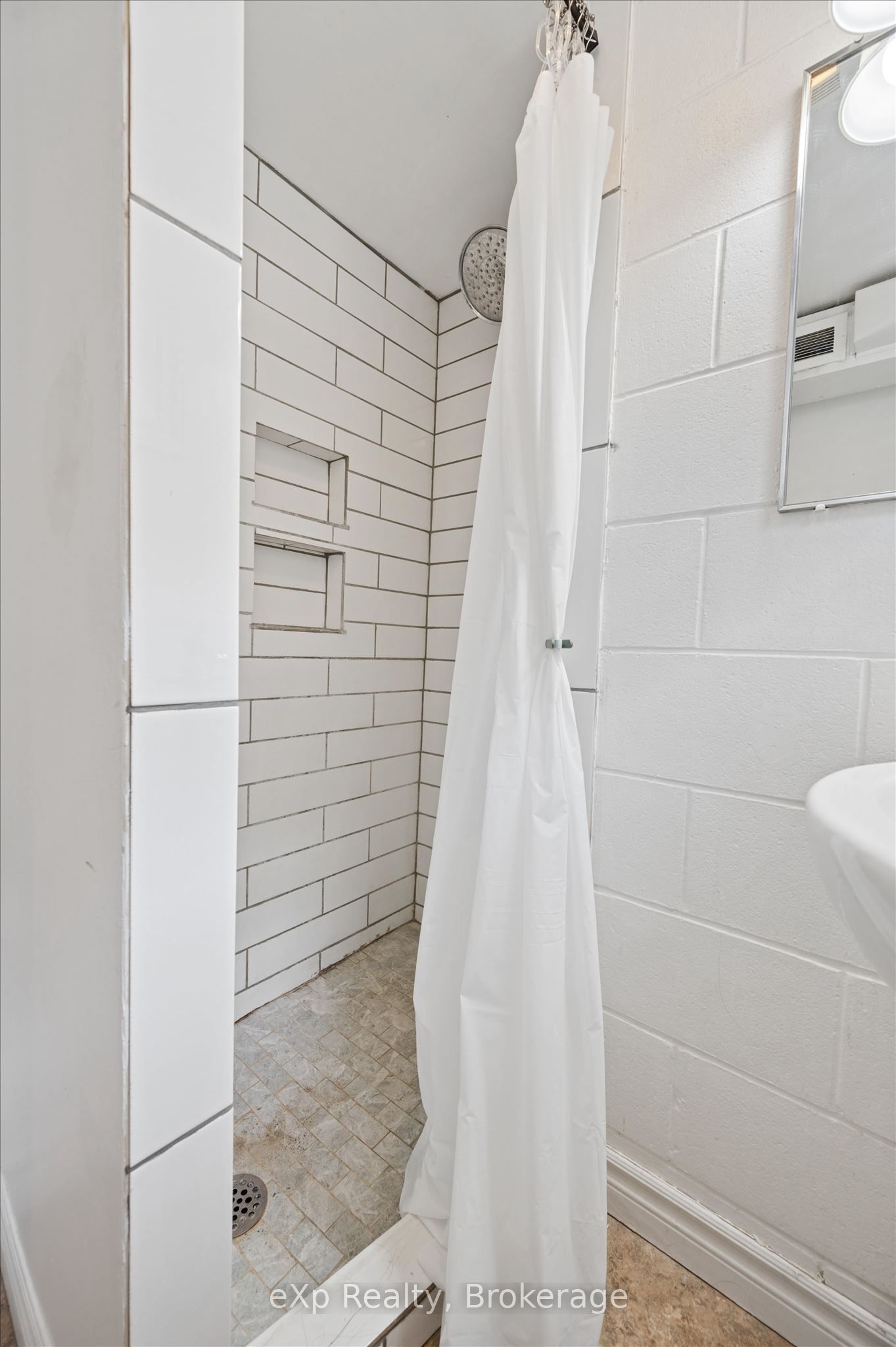 79 Dumbarton Street Property Photo 34