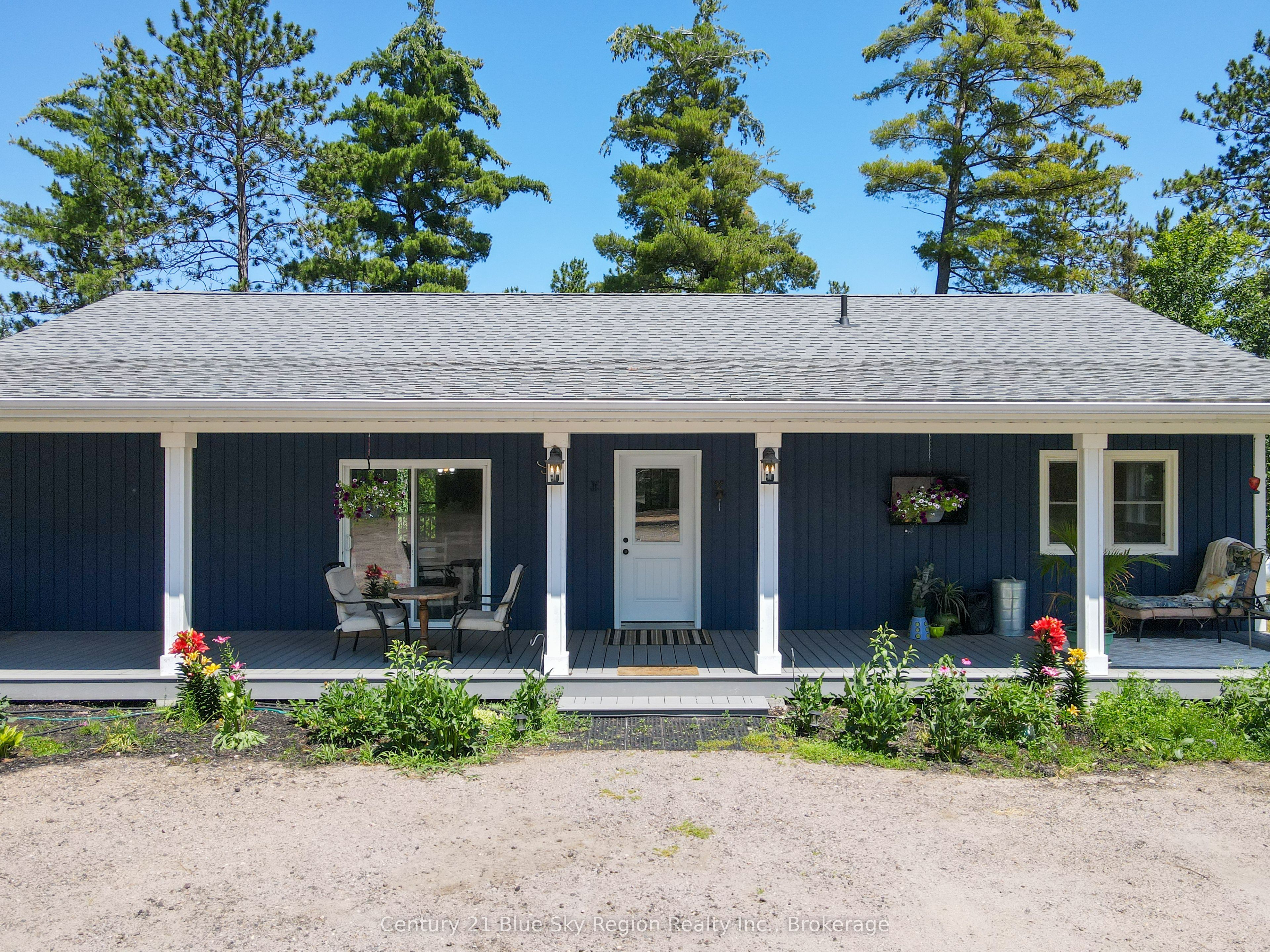 649 Hazel Glen Road Property Photo 3