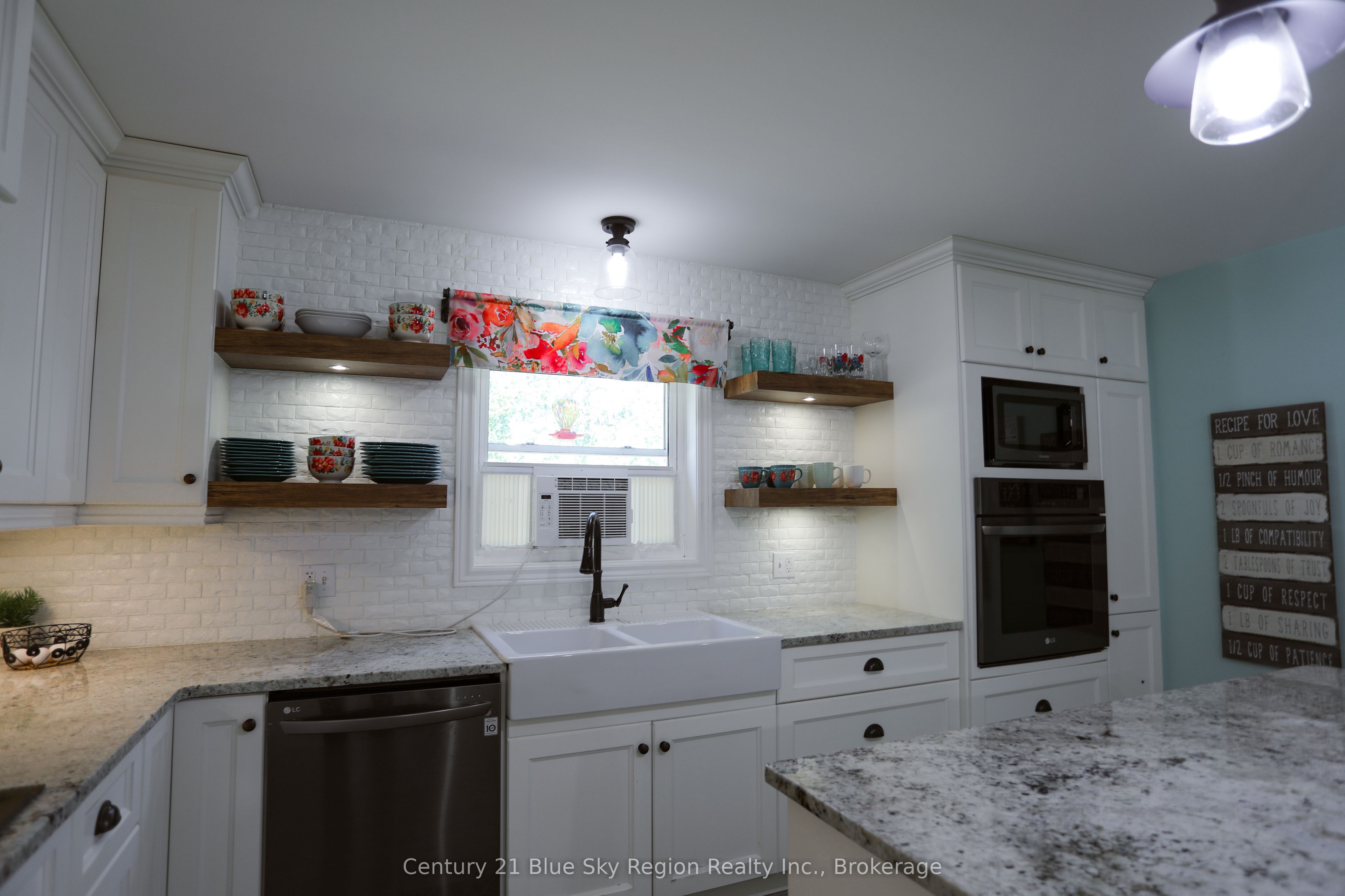 649 Hazel Glen Road Property Photo 16