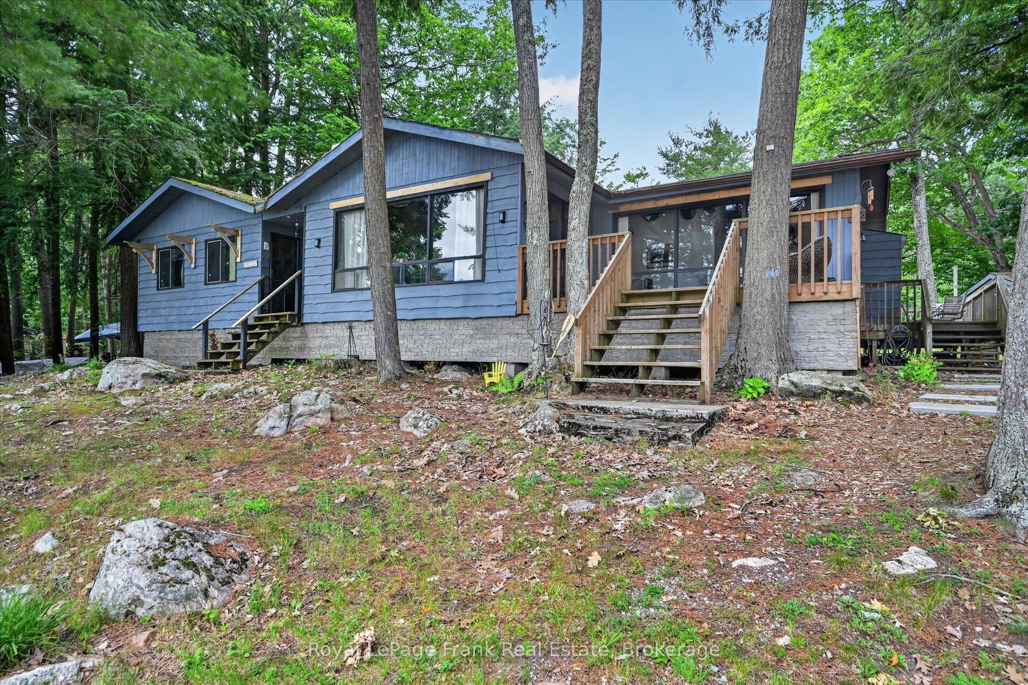 442 Island 7 Stoney Lake Property Photo 2