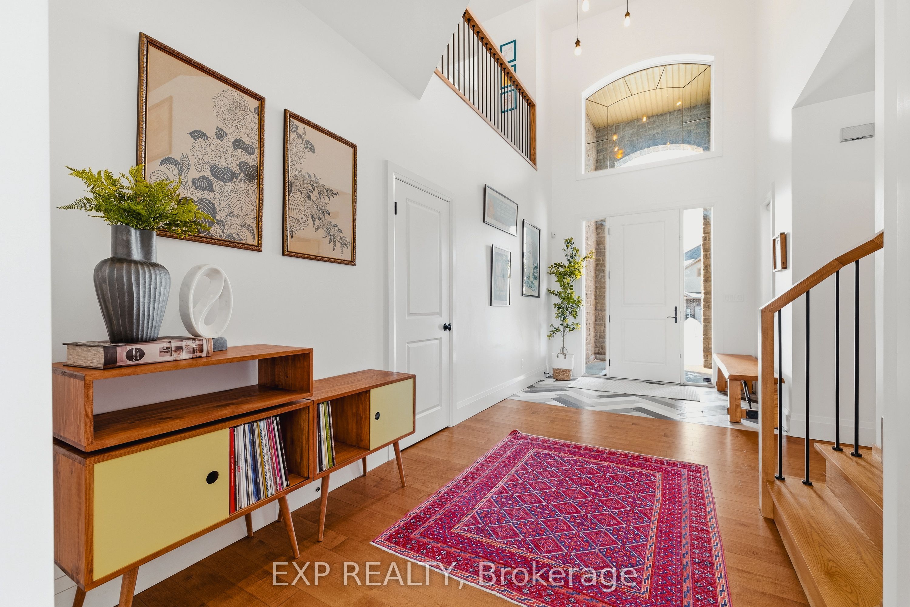 157 Ridgeview Drive Property Photo 2