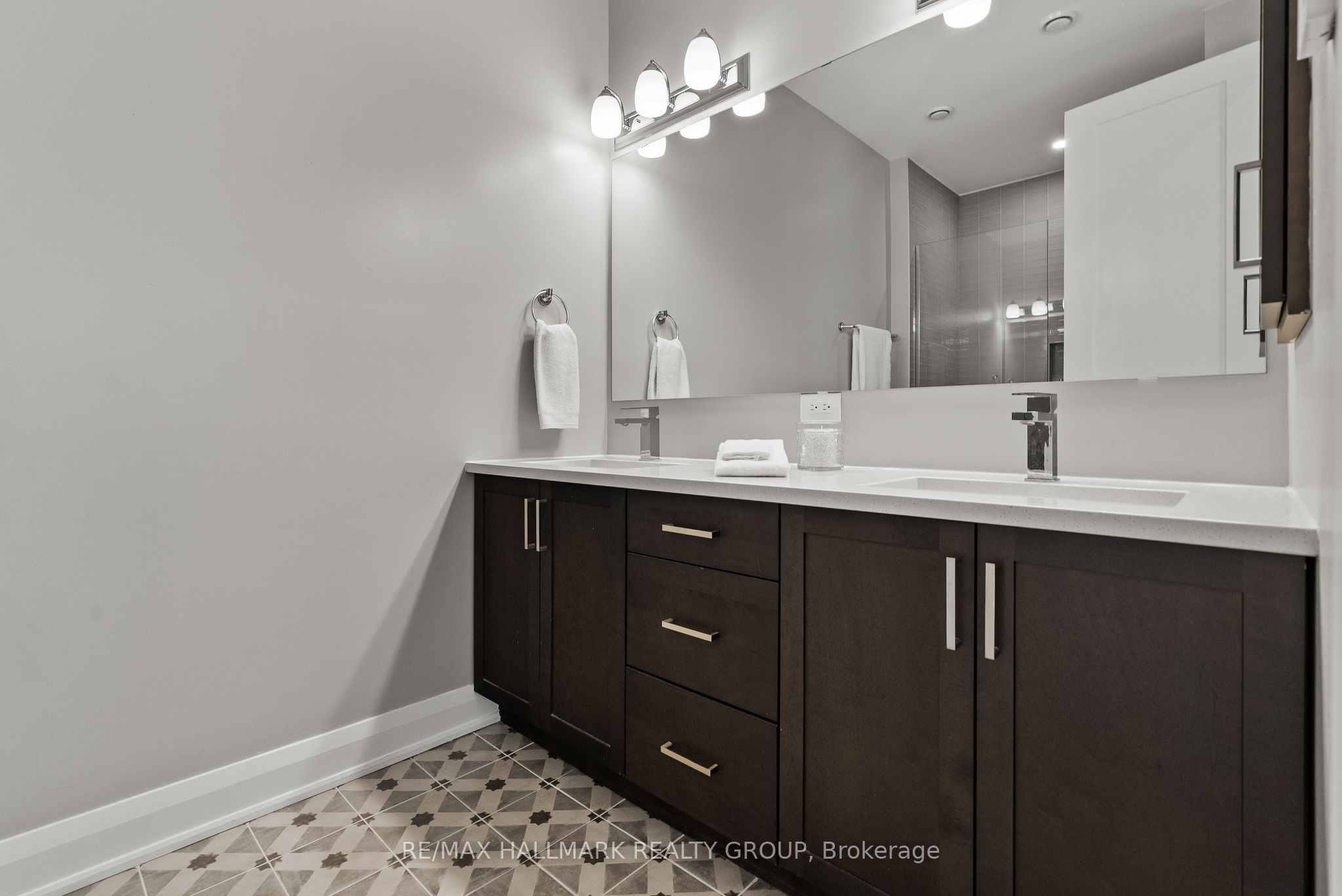 120 Cortile Private 101 Property Photo 16