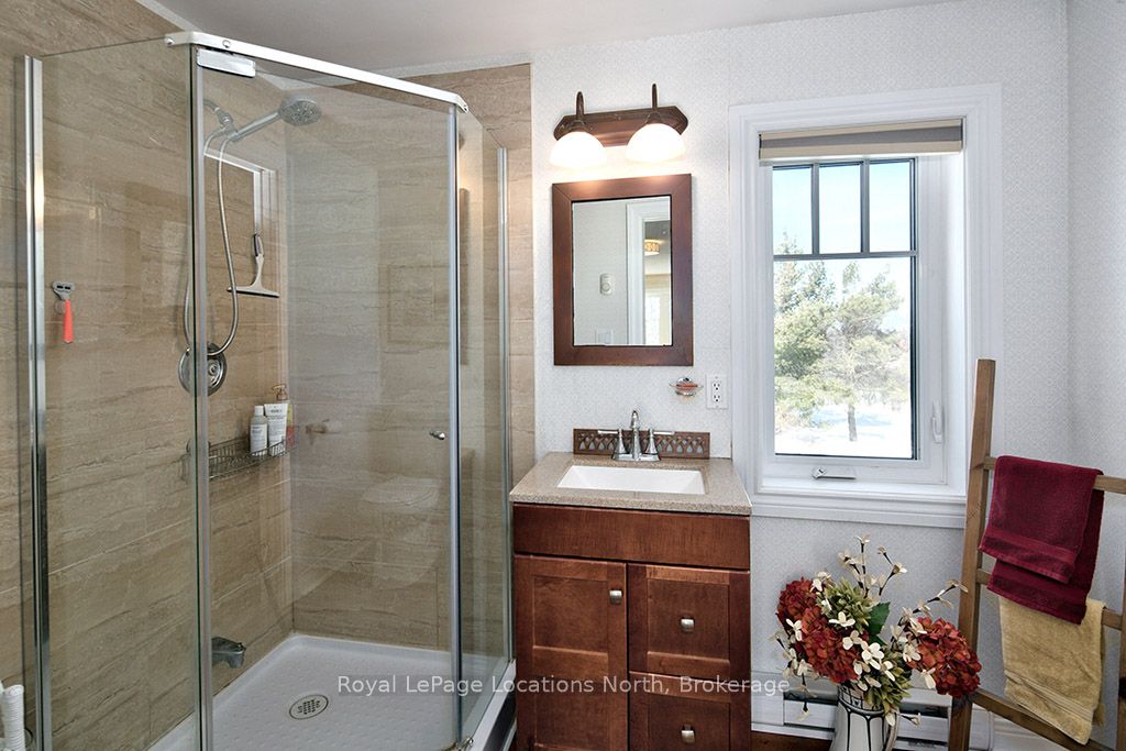 248 St. Vincent Crescent Property Photo 15