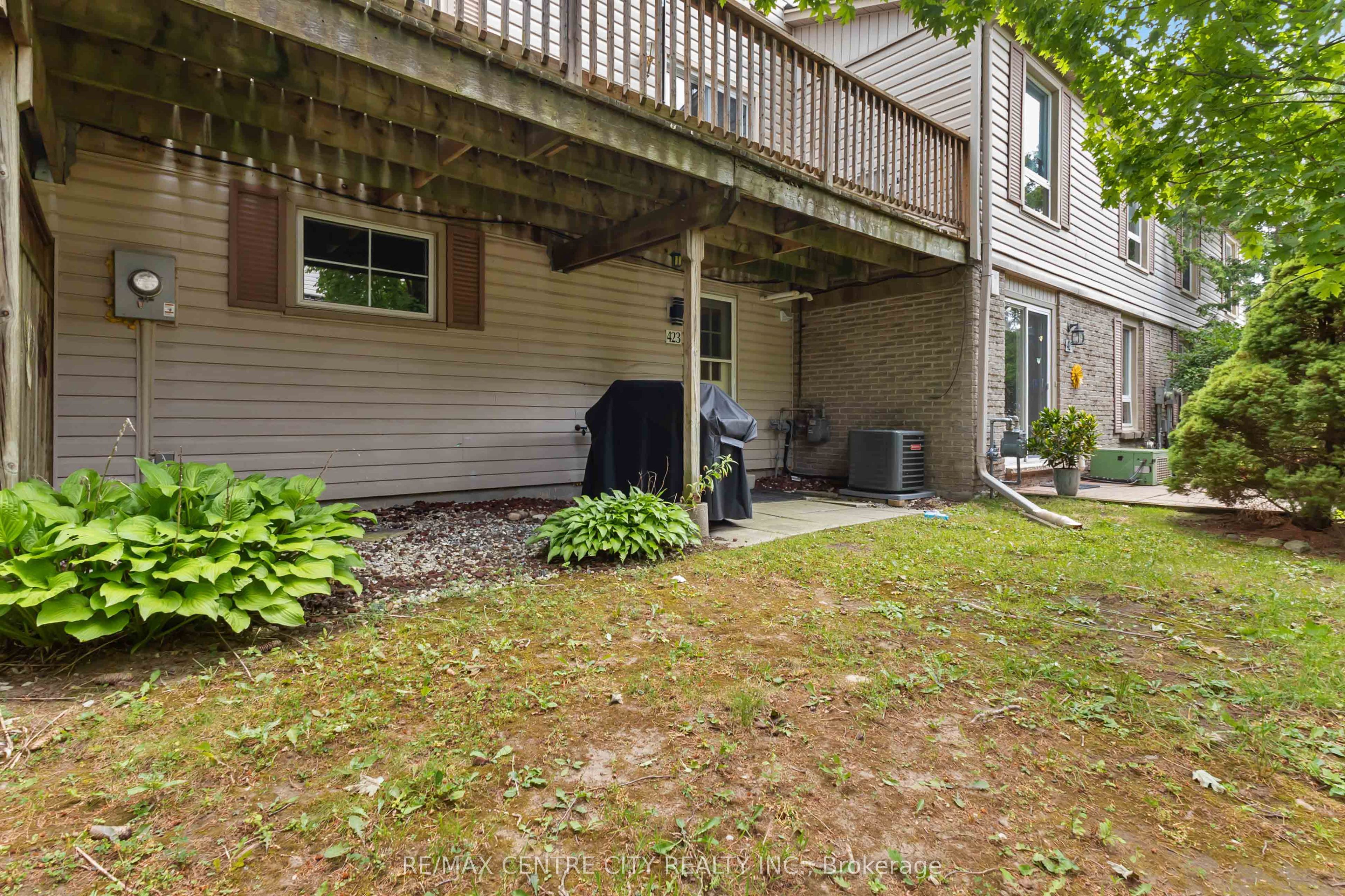 423 Everglade Crescent Property Photo 27