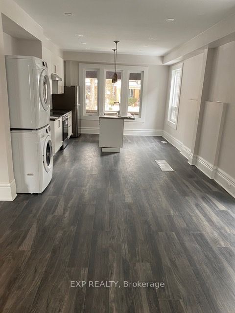 70 Proctor Boulevard Main Property Photo 6
