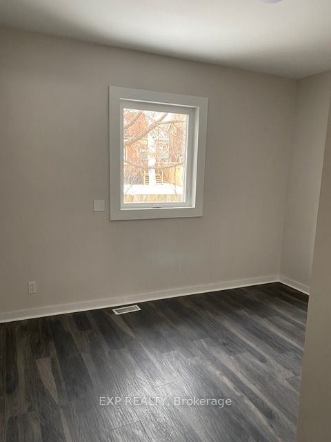 70 Proctor Boulevard Main Property Photo 7