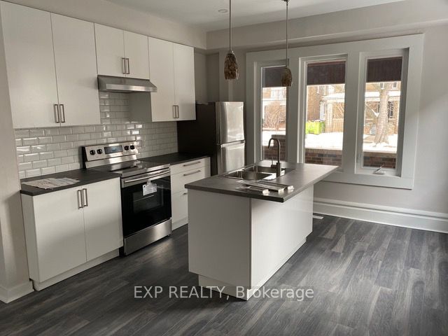 70 Proctor Boulevard Main Property Photo 8