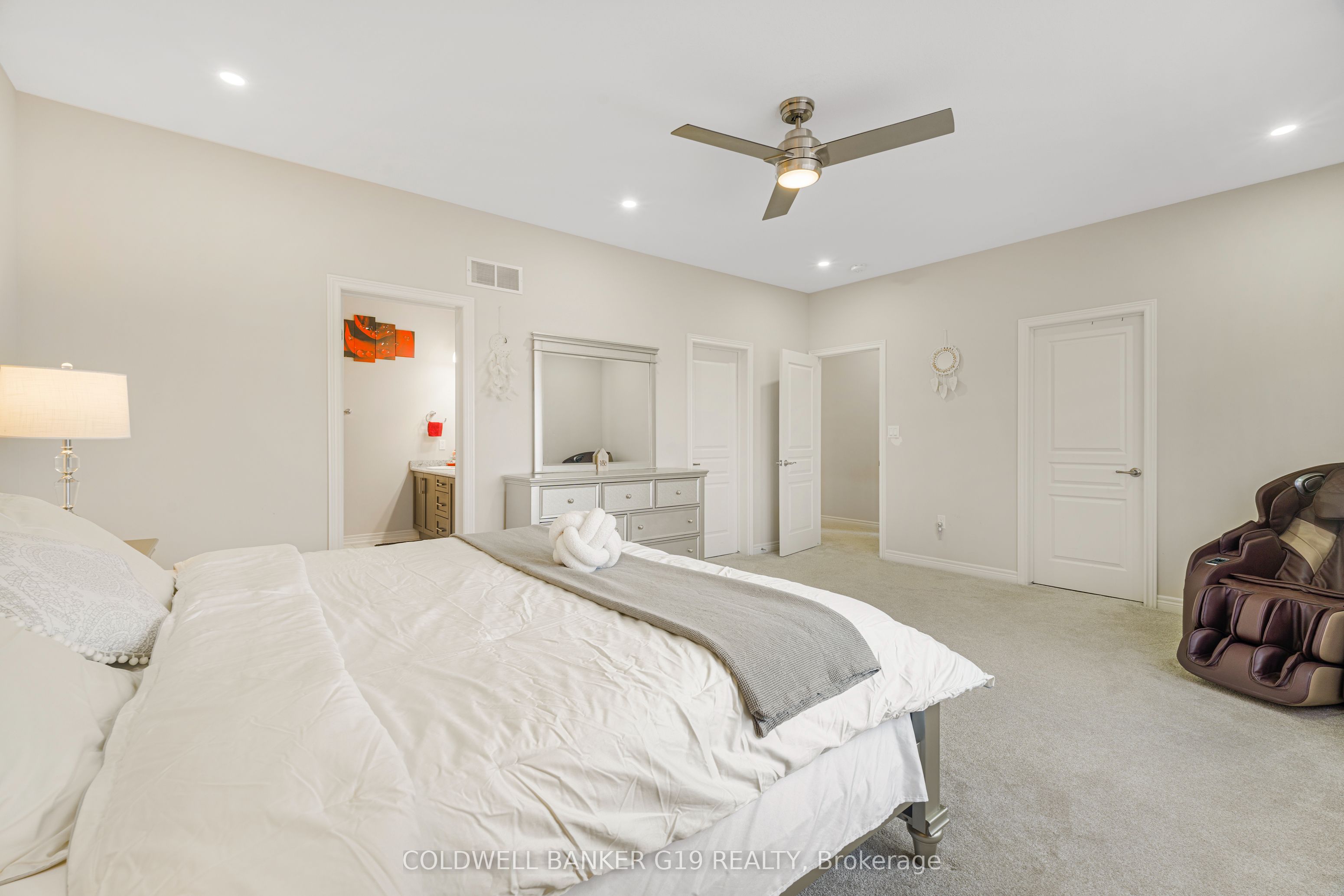 14 Riley Avenue Property Photo 33