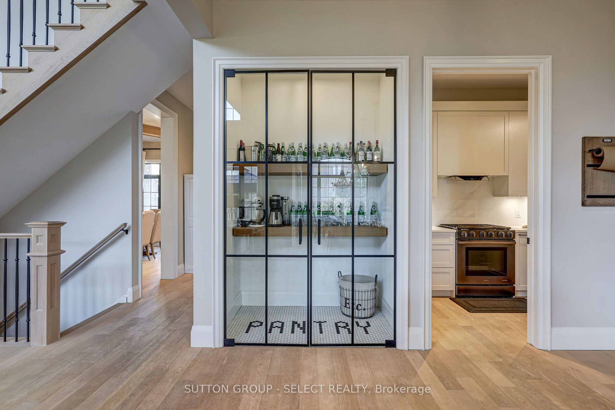 2397 Meadowlands Way Property Photo 12