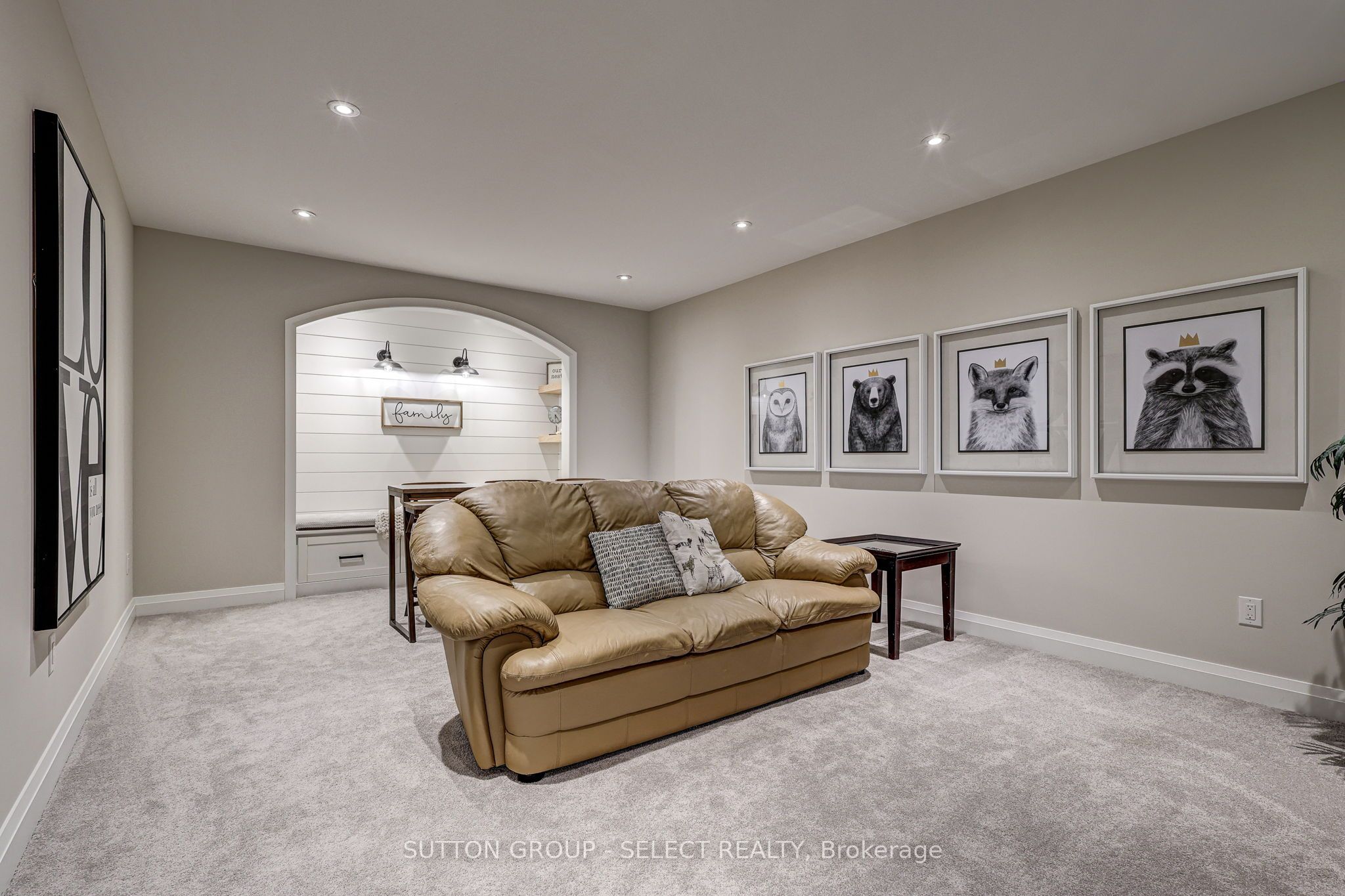 2397 Meadowlands Way Property Photo 33