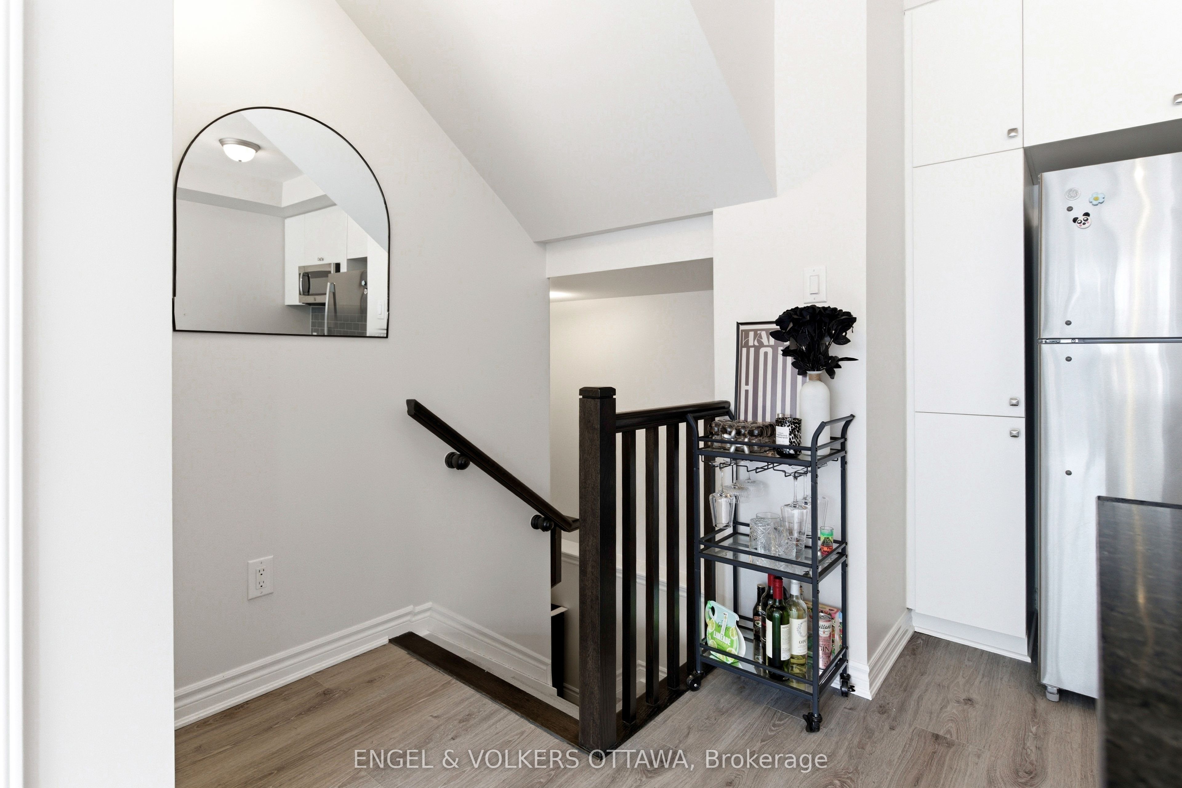 808 Kiniw Private Property Photo 12