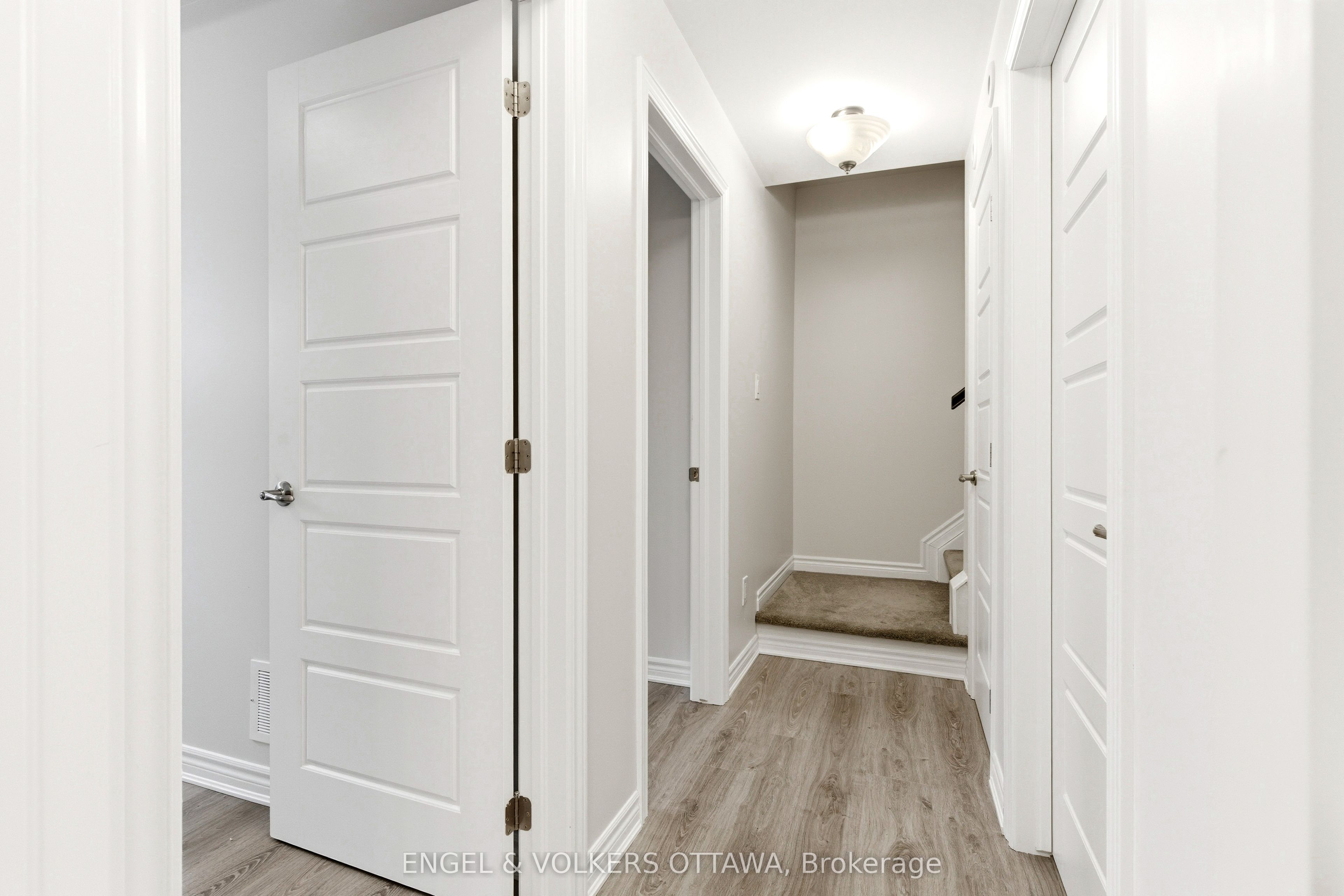 808 Kiniw Private Property Photo 18
