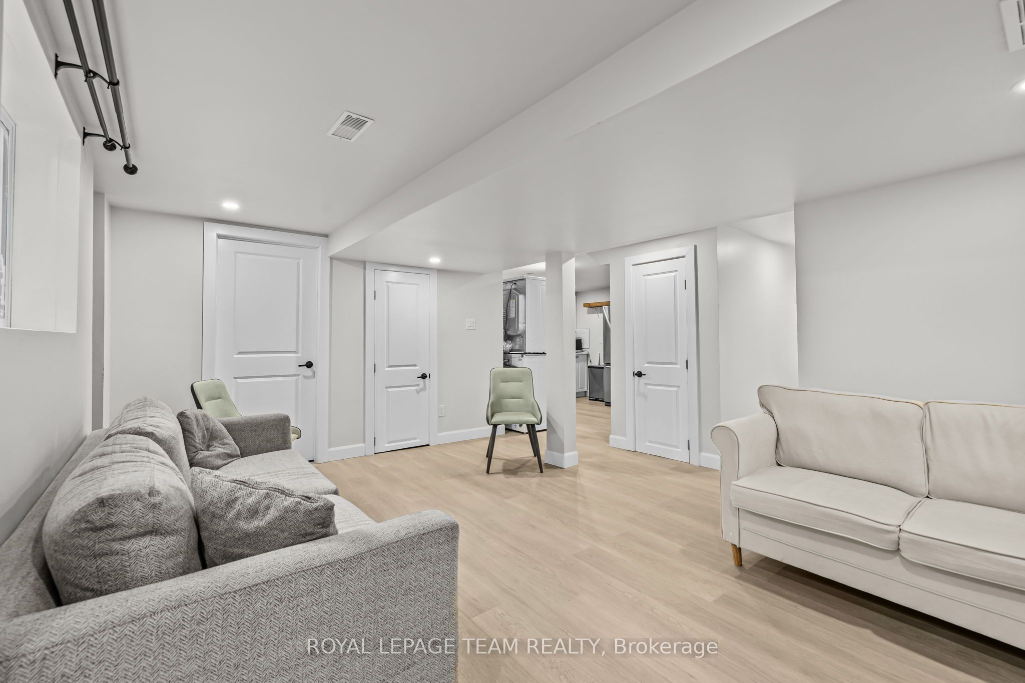 1288 Plante Drive B Property Photo 4