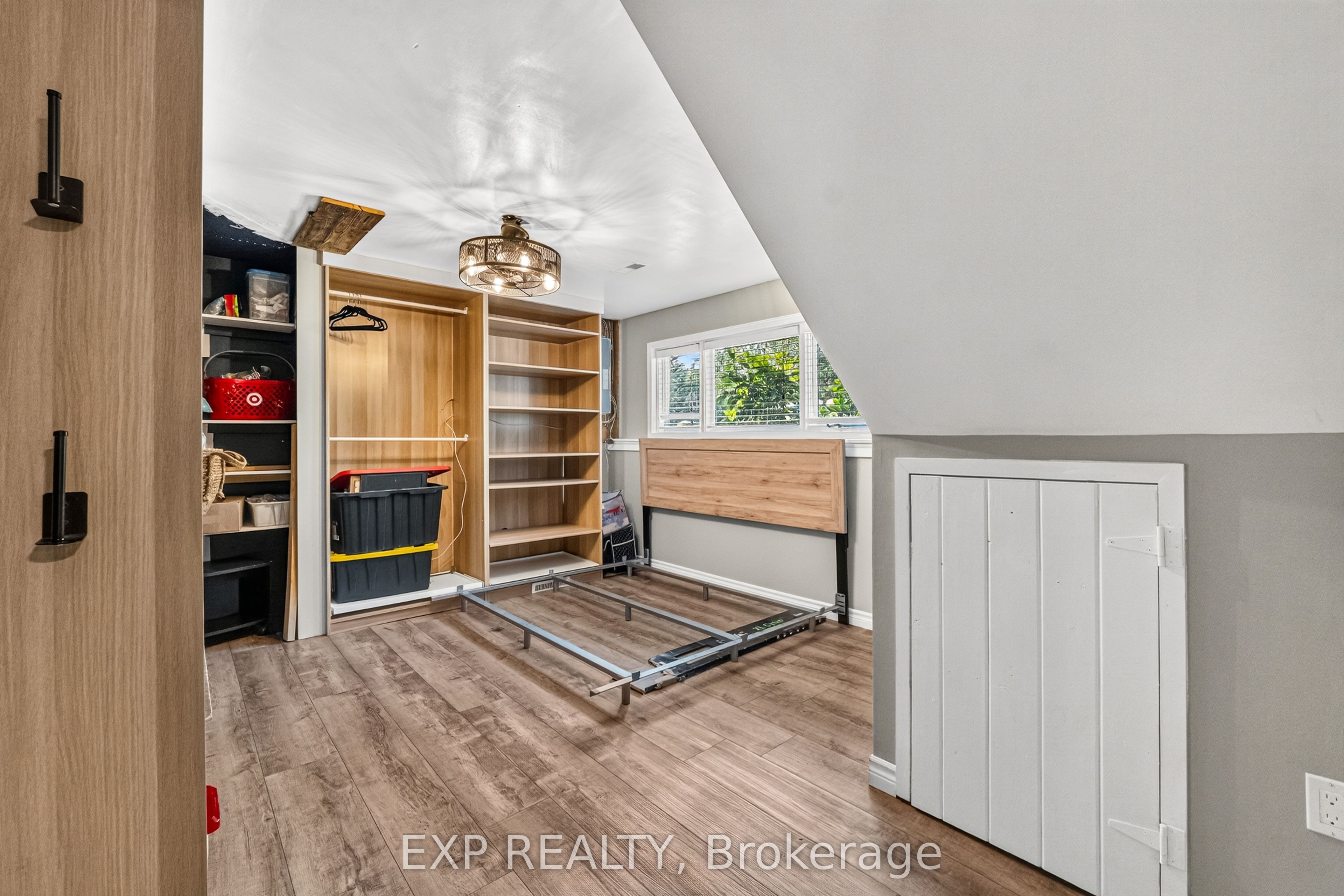 3209 Young Avenue Property Photo 15