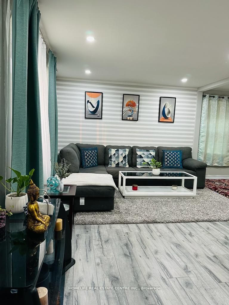 10 Parkwood Drive Property Photo 6