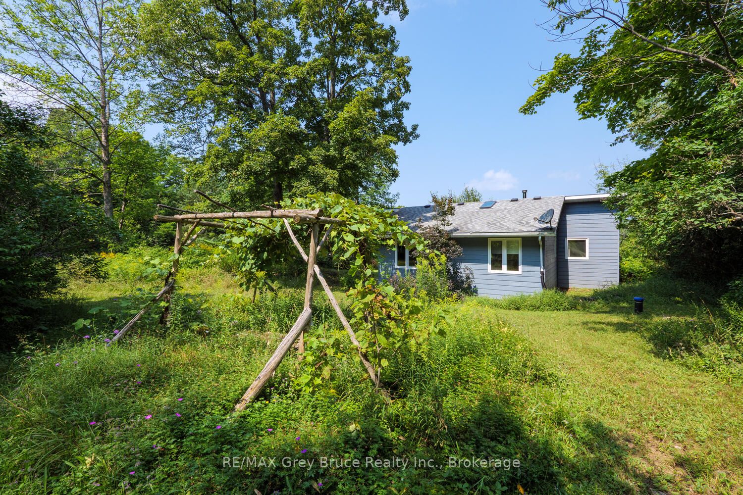 65 Lawrence Road Property Photo 37