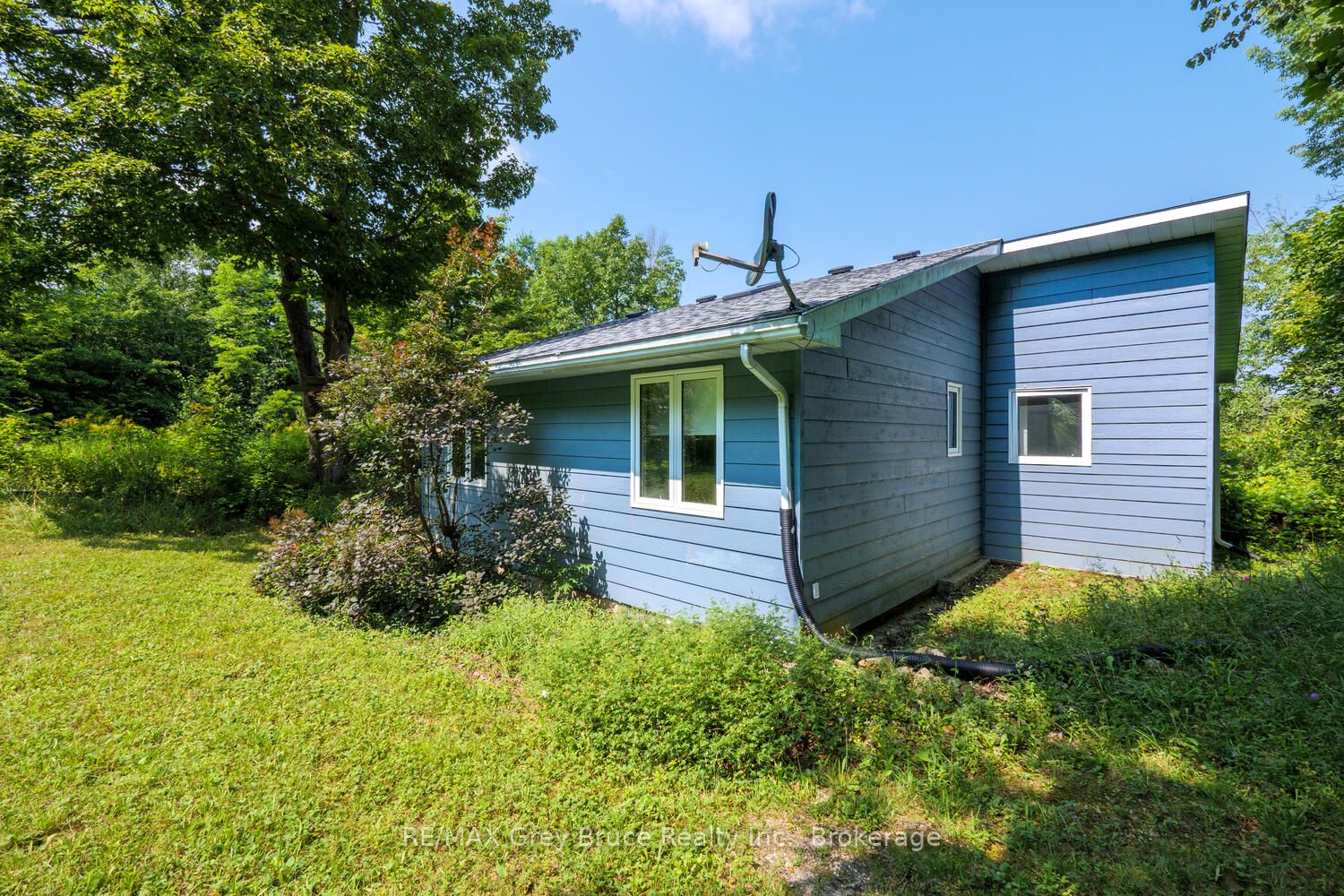 65 Lawrence Road Property Photo 38